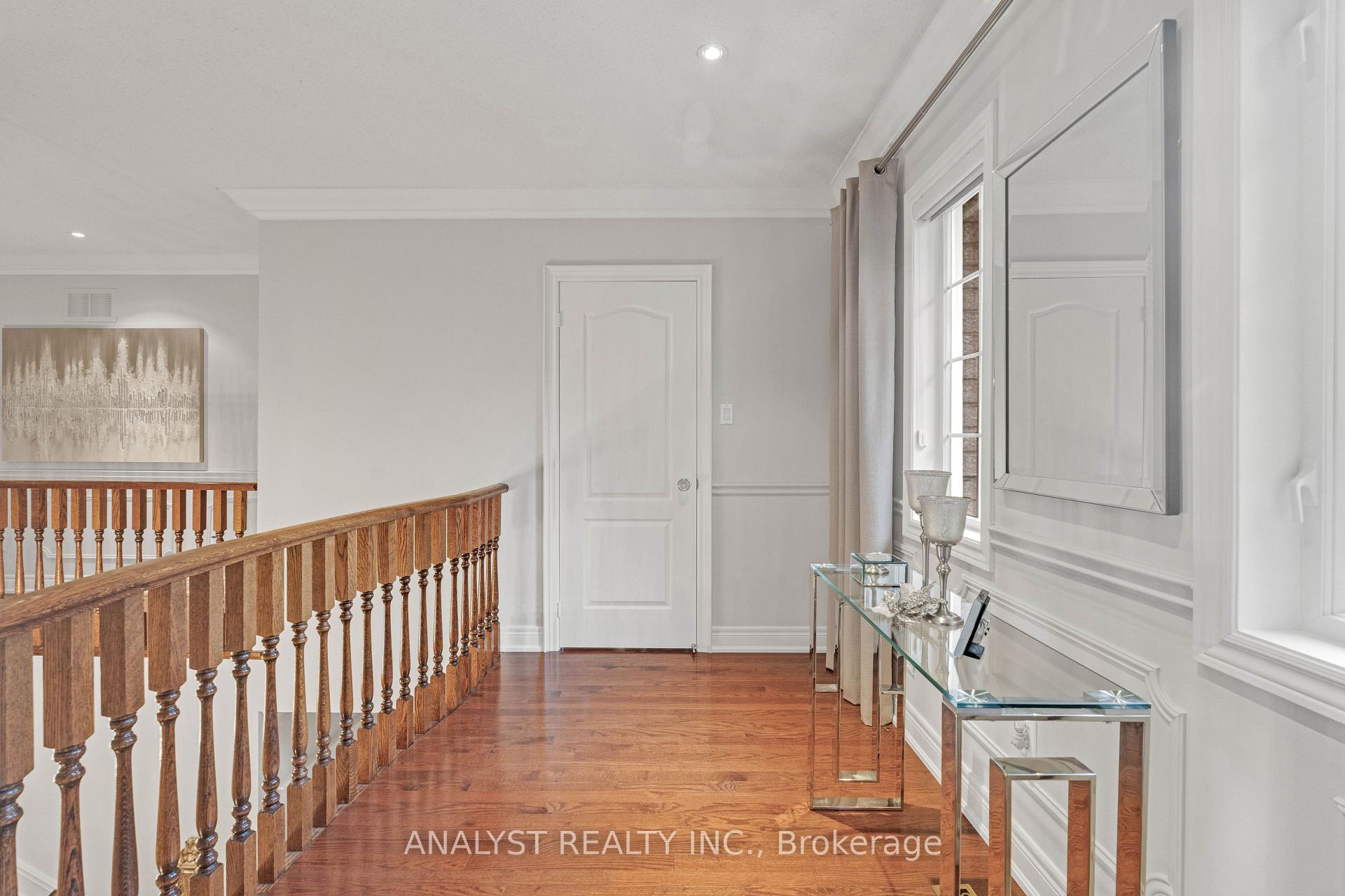 Photo 29 of 21 Capner Court, Vaughan, Kleinburg — HOMEH