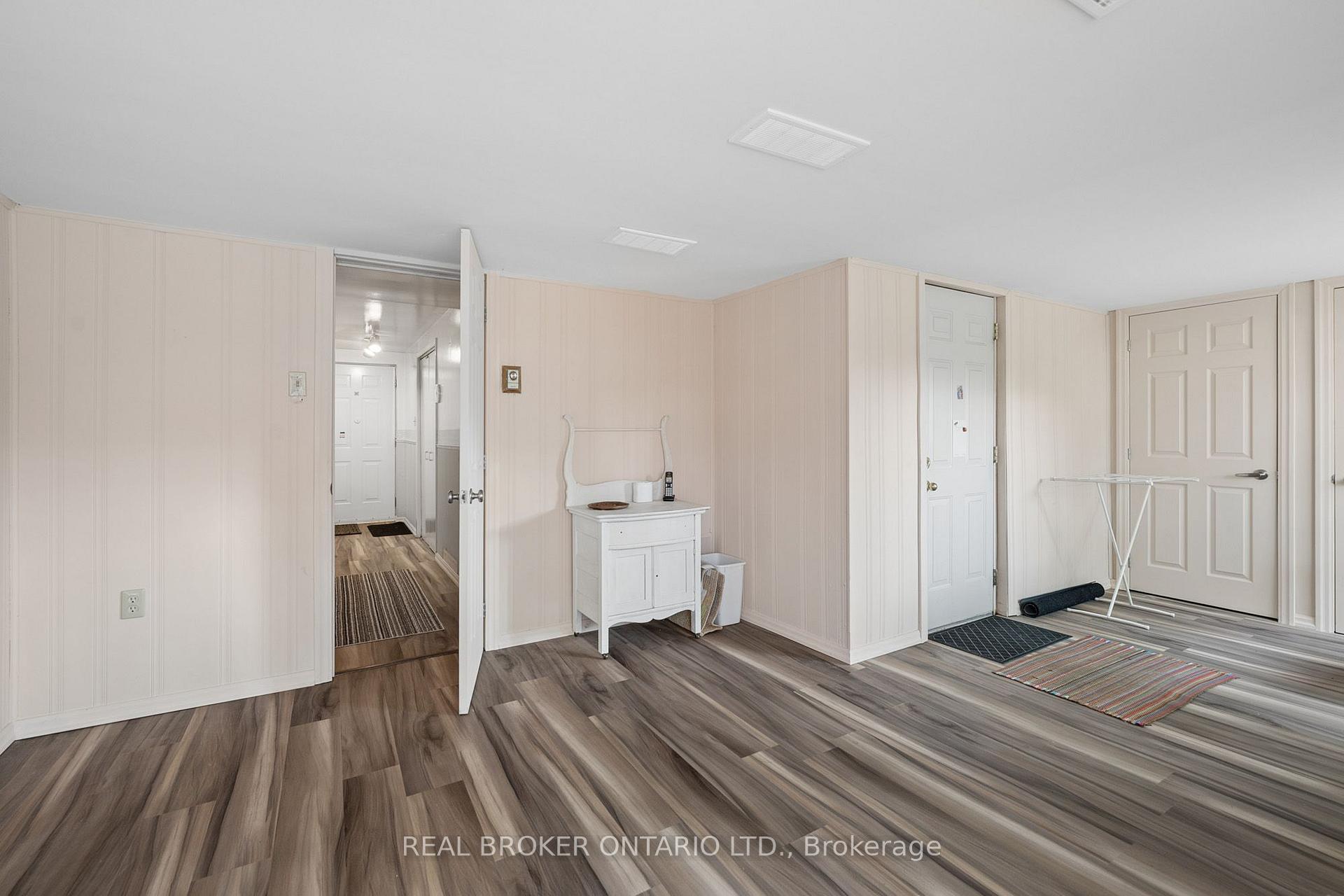 Photo 17 of Unit 114, 30 Green Valley Drive, Kitchener, Pioneer Park — HOMEH