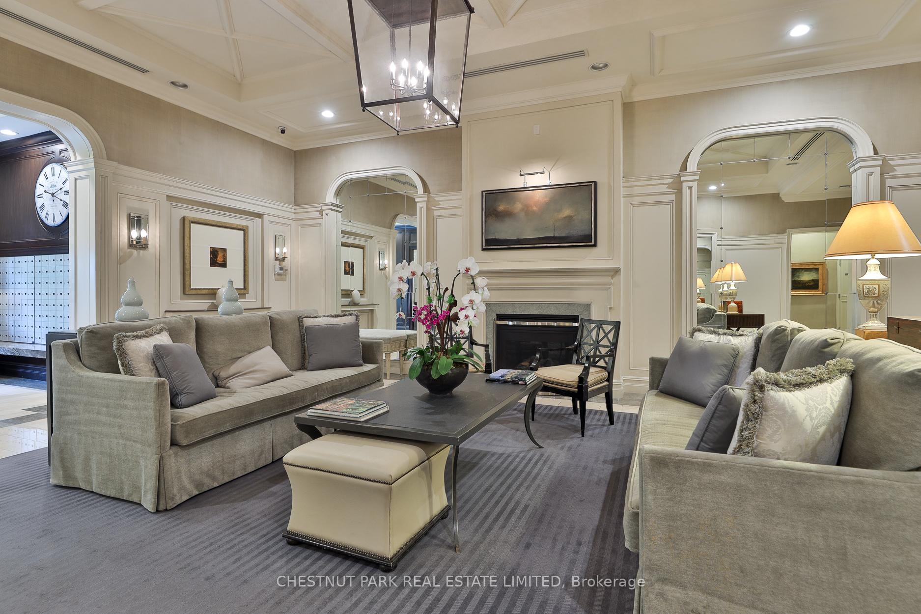 Photo 2 of Unit 201, 25 Scrivener Square, Toronto, Rosedale-Moore Park — HOMEH