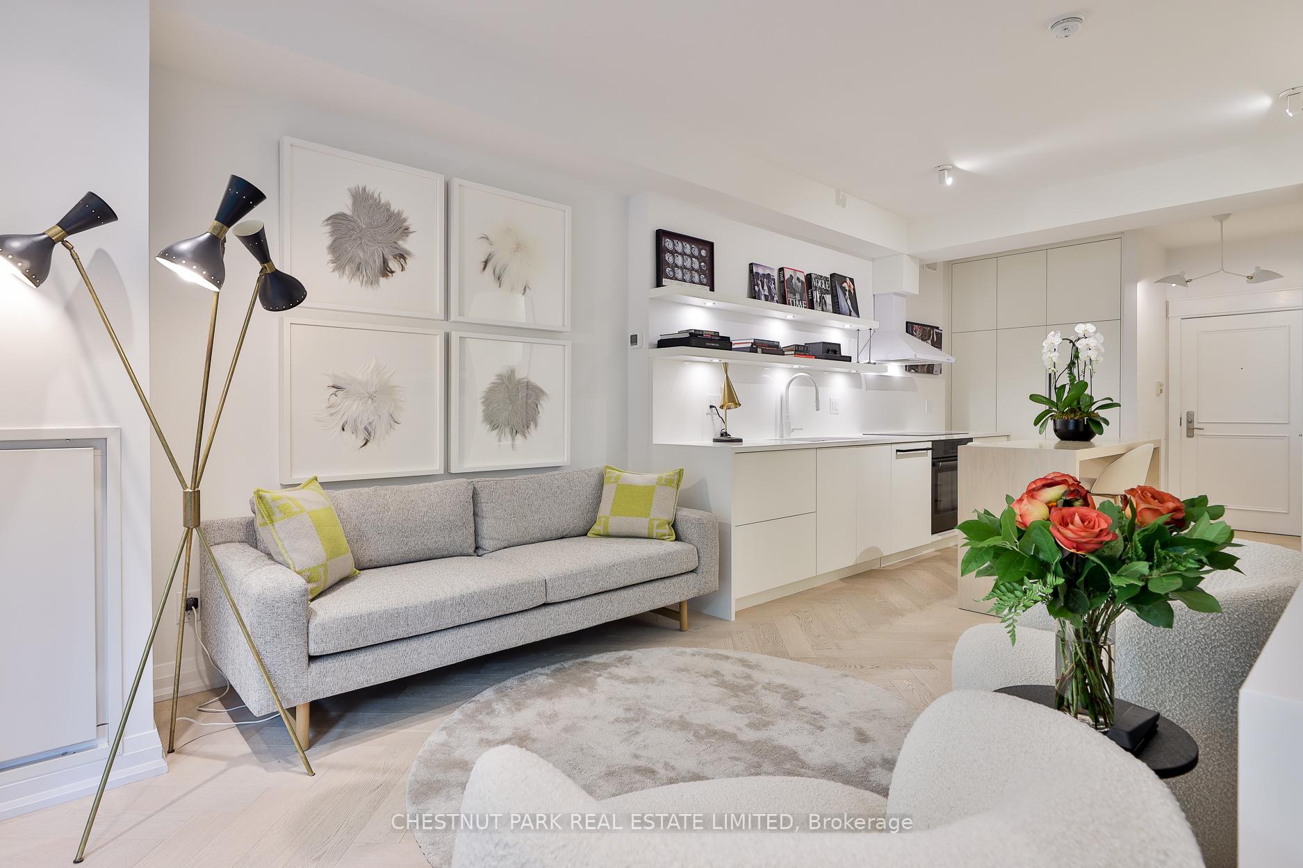 Photo 10 of Unit 201, 25 Scrivener Square, Toronto, Rosedale-Moore Park — HOMEH