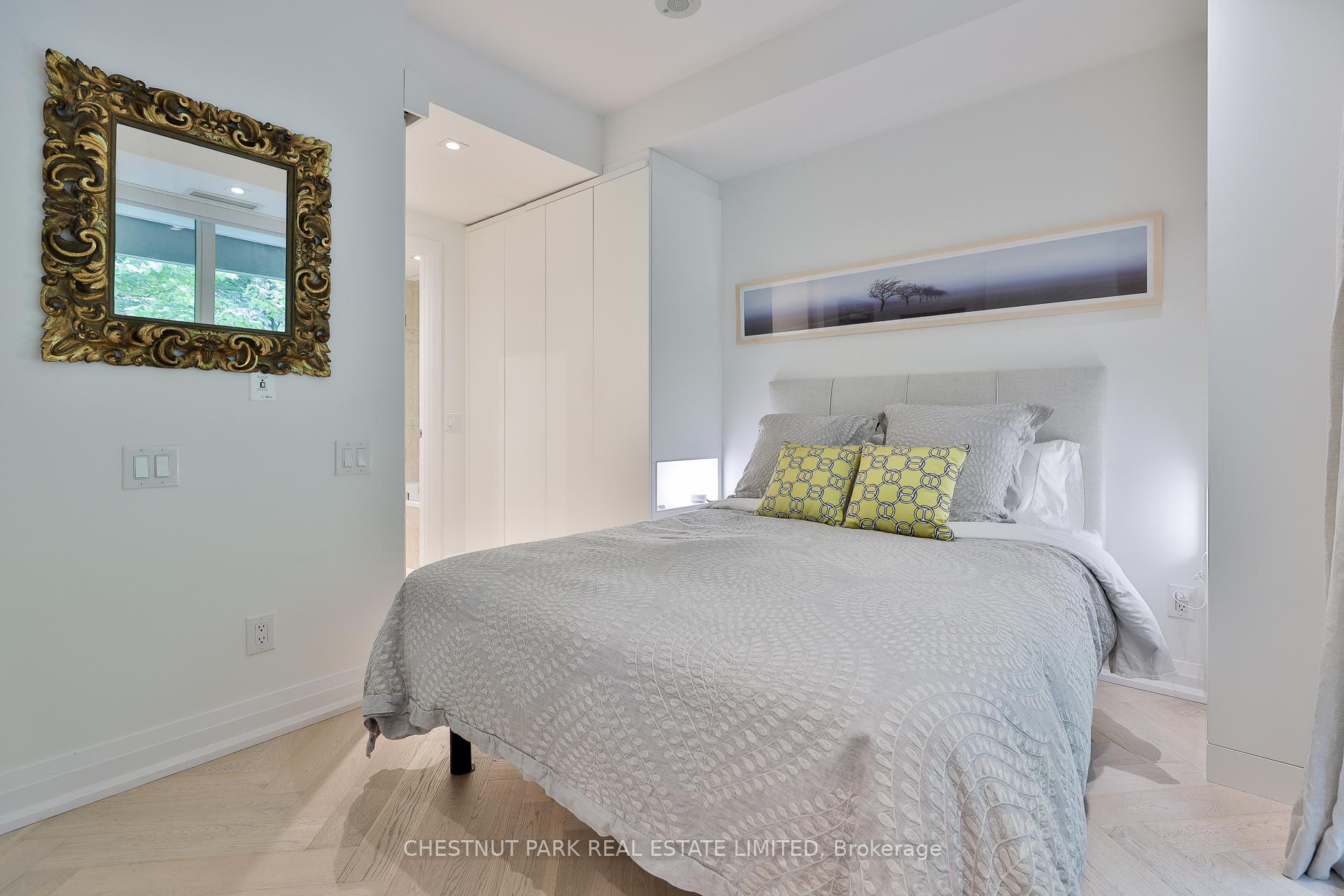 Photo 20 of Unit 201, 25 Scrivener Square, Toronto, Rosedale-Moore Park — HOMEH