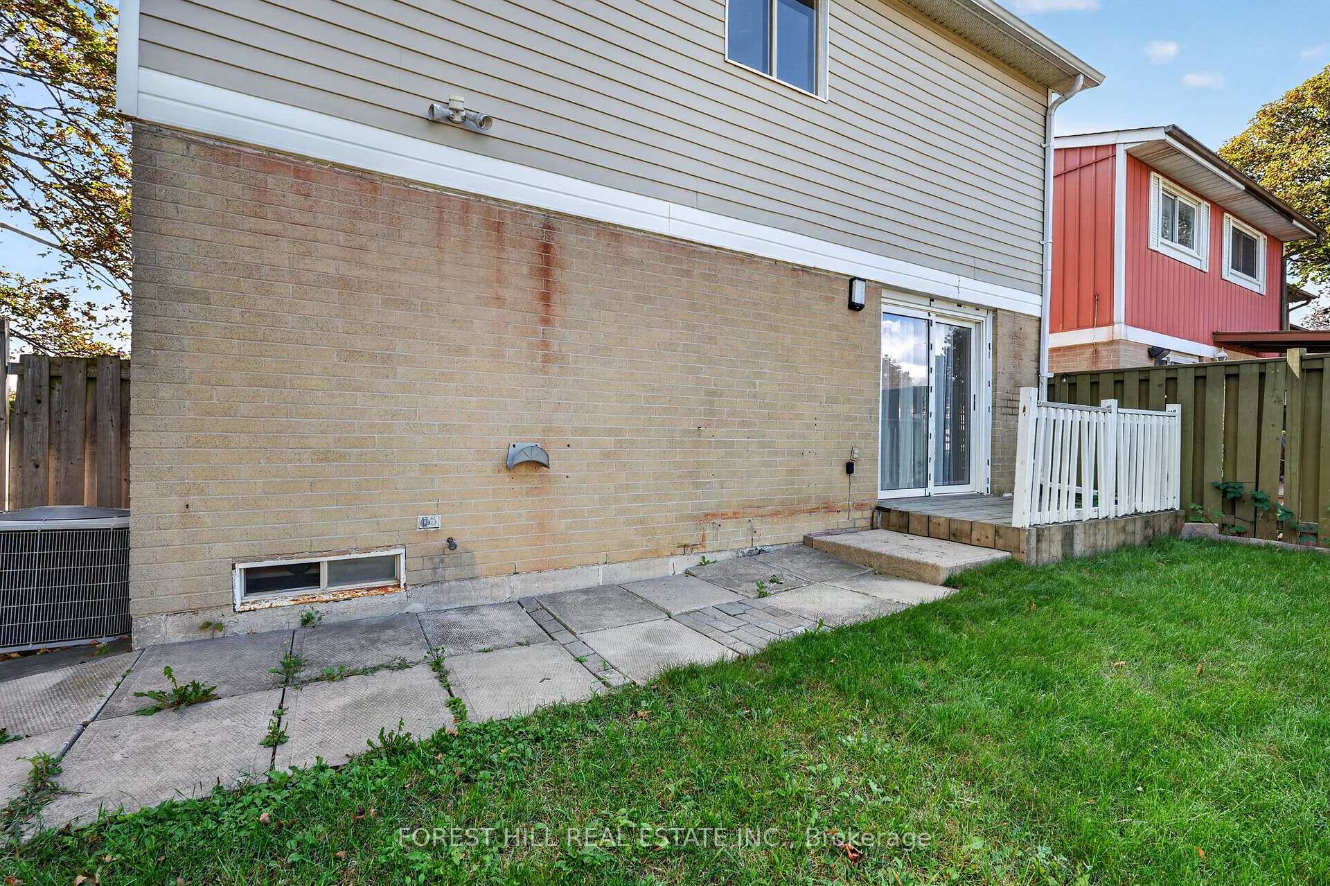 Photo 6 of 22 Grand Valley Drive, Brampton, Northgate — HOMEH