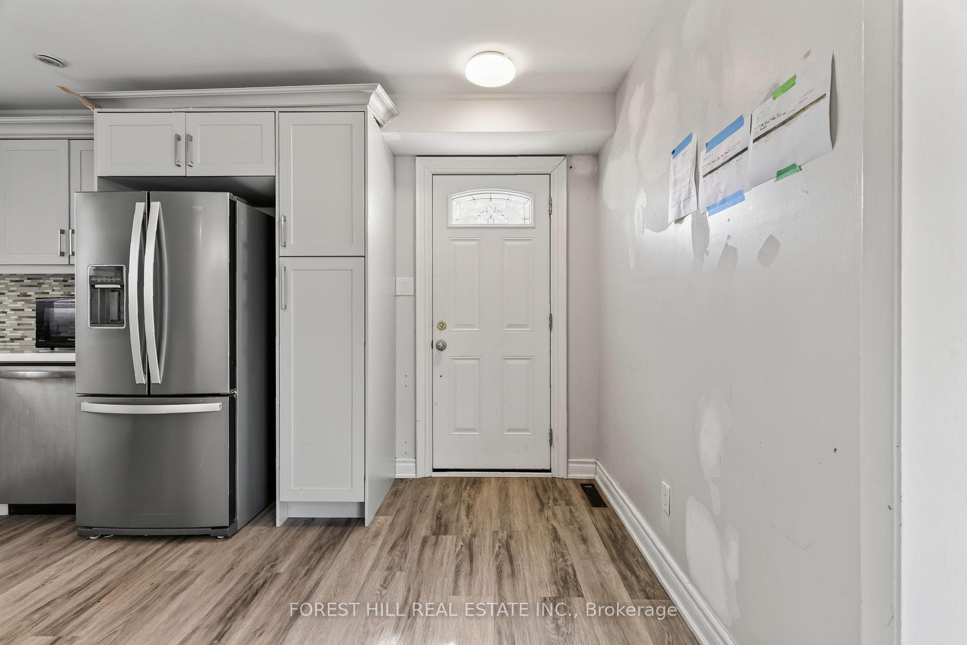 Photo 8 of 22 Grand Valley Drive, Brampton, Northgate — HOMEH