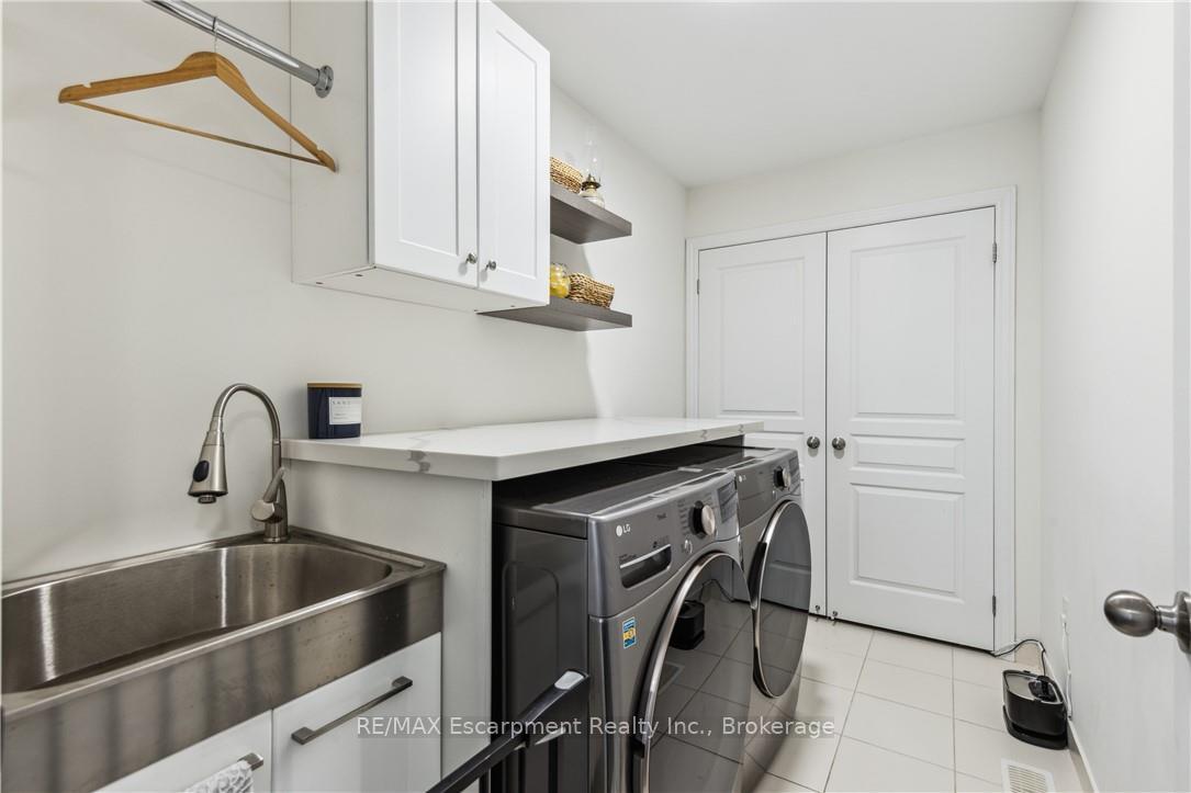 Photo 15 of Unit 31, 54 Nisbet Boulevard, Hamilton, Waterdown — HOMEH