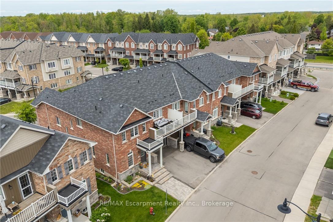 Photo 21 of Unit 31, 54 Nisbet Boulevard, Hamilton, Waterdown — HOMEH