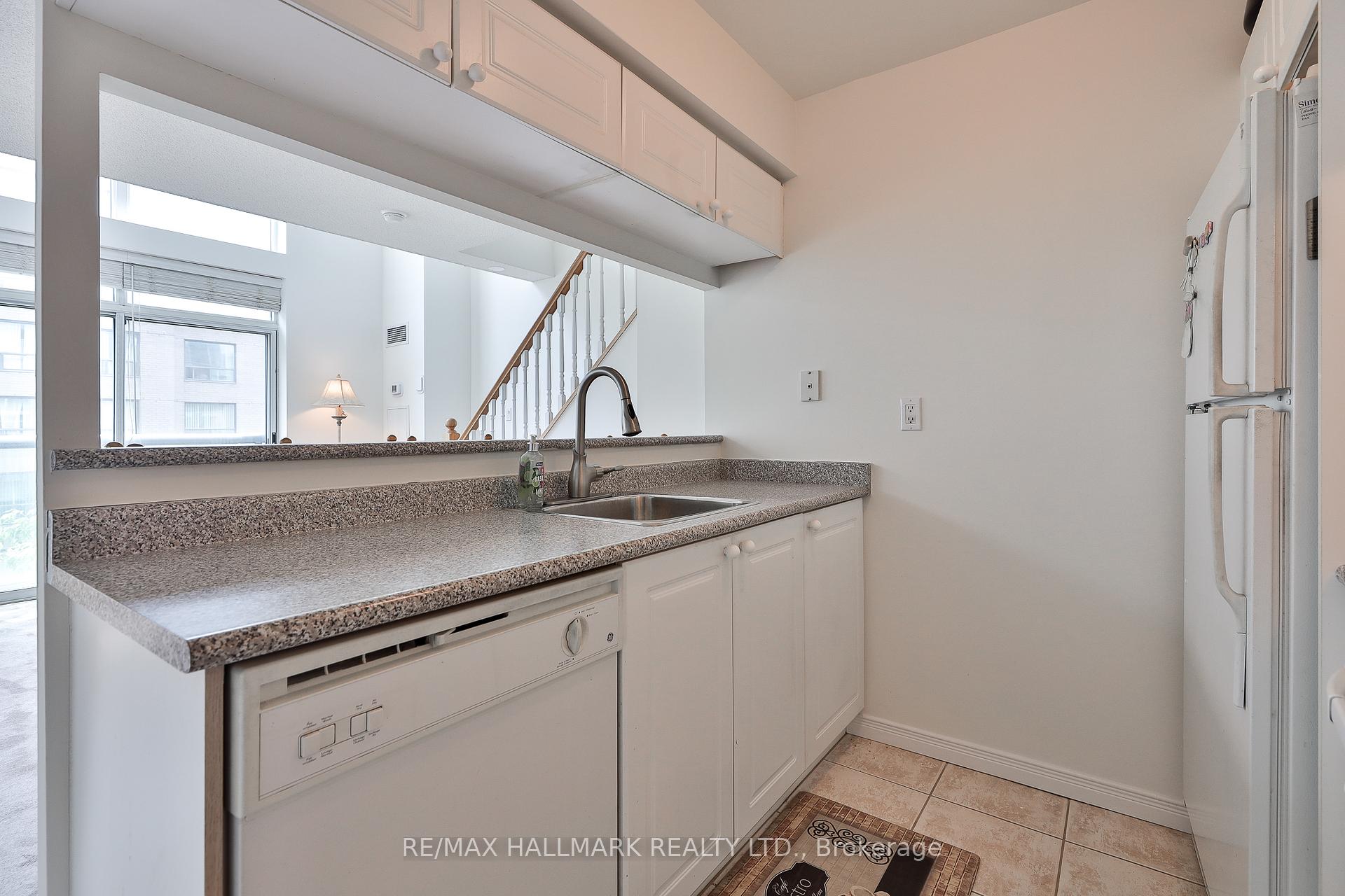 Photo 7 of Unit 528, 109 Front Street E, Toronto, Waterfront Communities — HOMEH