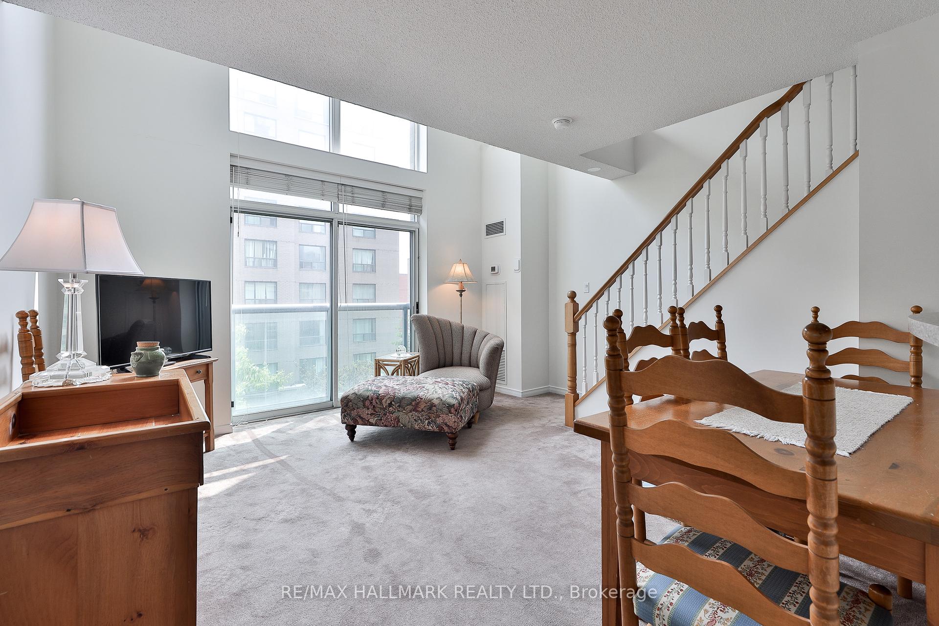 Photo 8 of Unit 528, 109 Front Street E, Toronto, Waterfront Communities — HOMEH