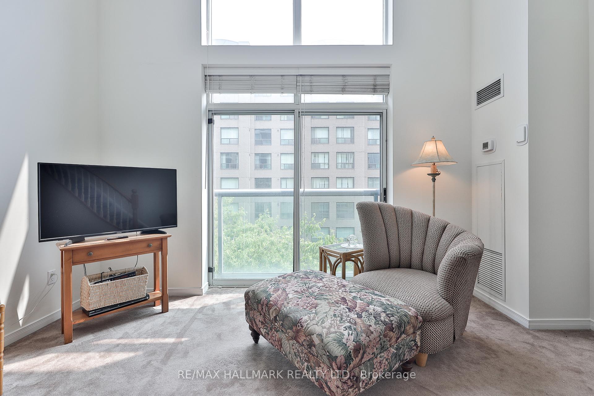 Photo 14 of Unit 528, 109 Front Street E, Toronto, Waterfront Communities — HOMEH