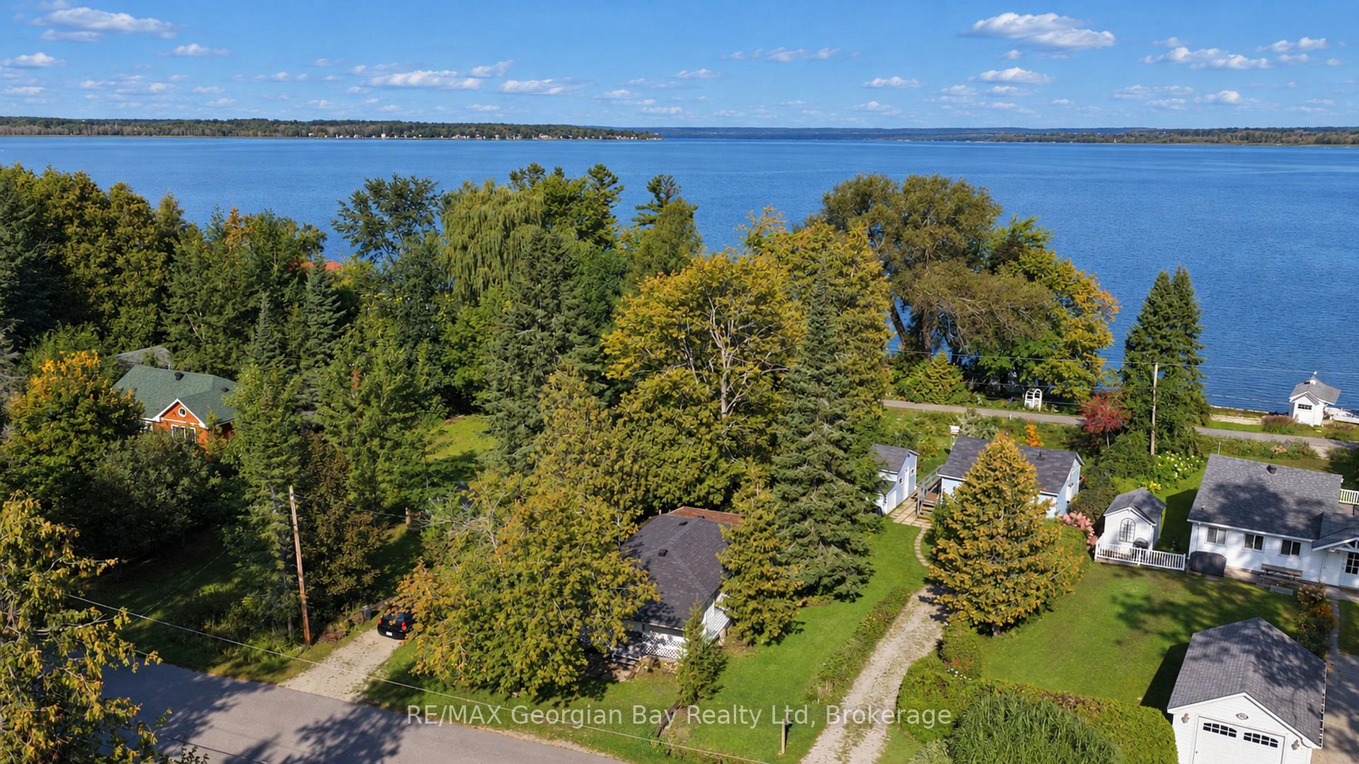 Photo 2 of 62 King Road, Tay, Waubaushene — HOMEH