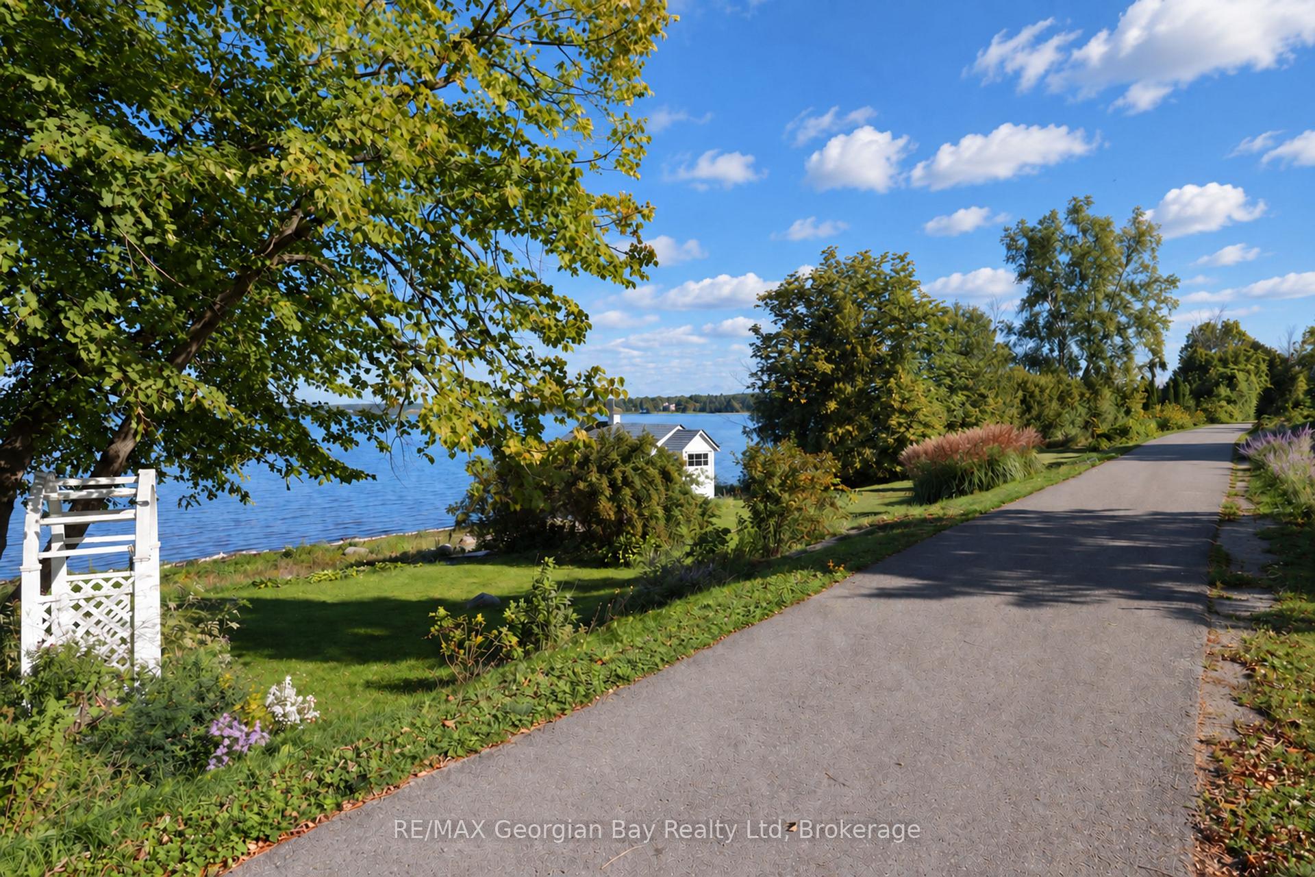 Photo 4 of 62 King Road, Tay, Waubaushene — HOMEH