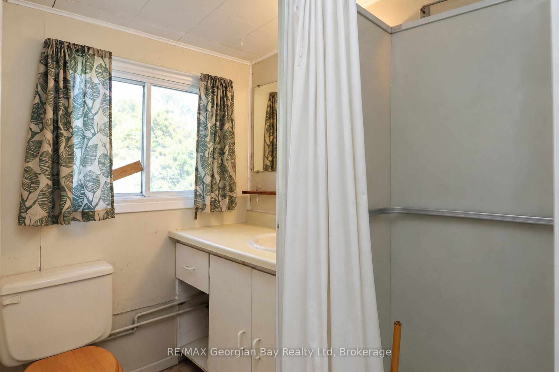 Photo 13 of 62 King Road, Tay, Waubaushene — HOMEH