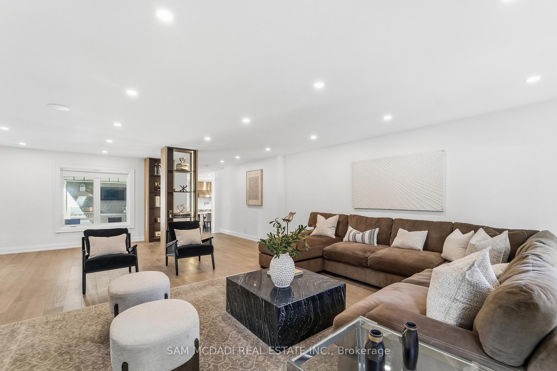 Photo 9 of 2142 Obeck Crescent, Mississauga, Sheridan — HOMEH
