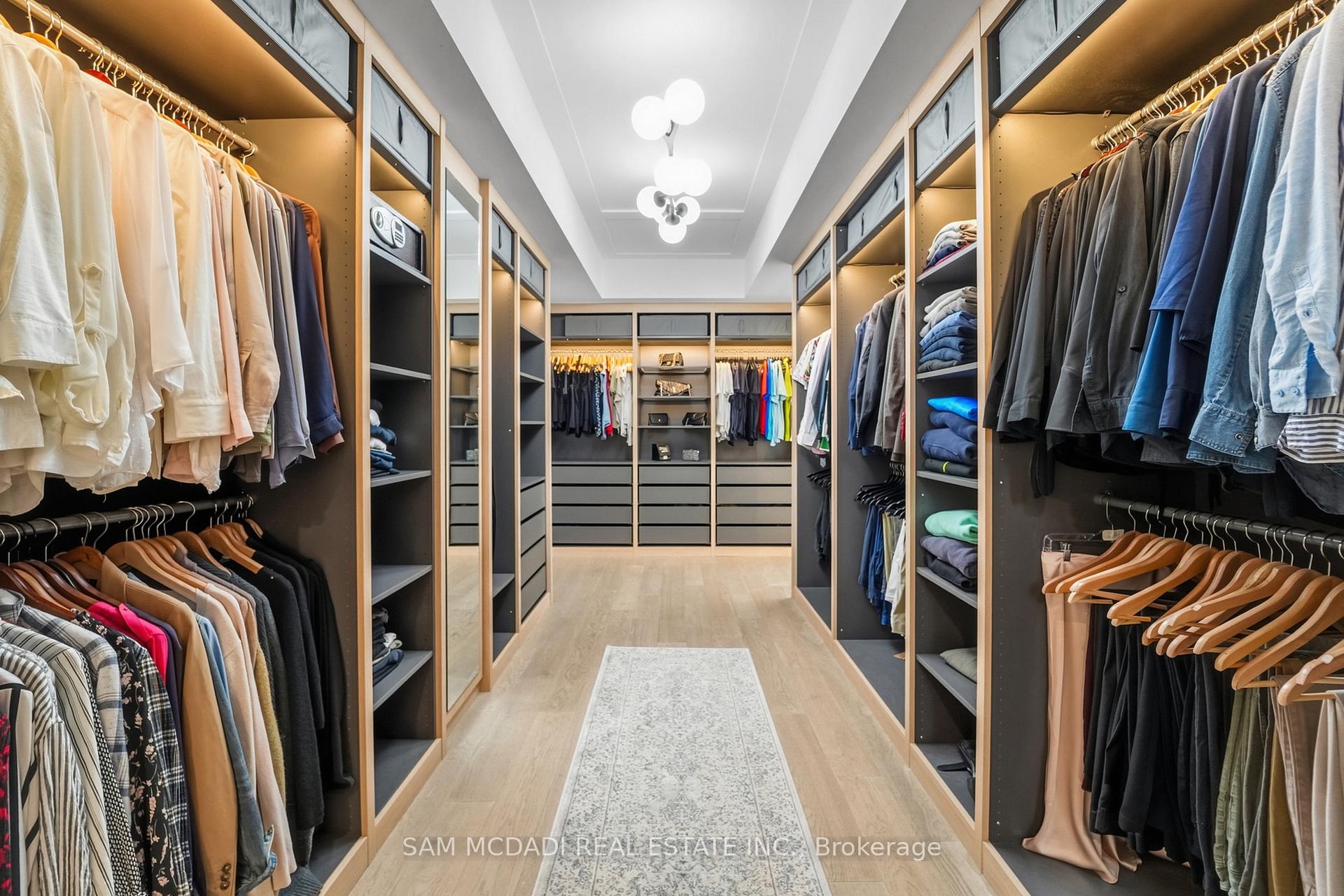 Photo 23 of 2142 Obeck Crescent, Mississauga, Sheridan — HOMEH