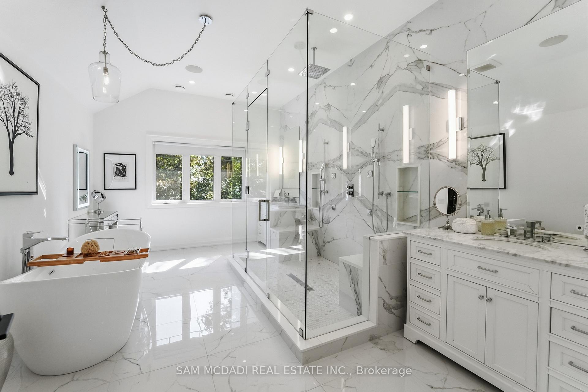 Photo 24 of 2142 Obeck Crescent, Mississauga, Sheridan — HOMEH