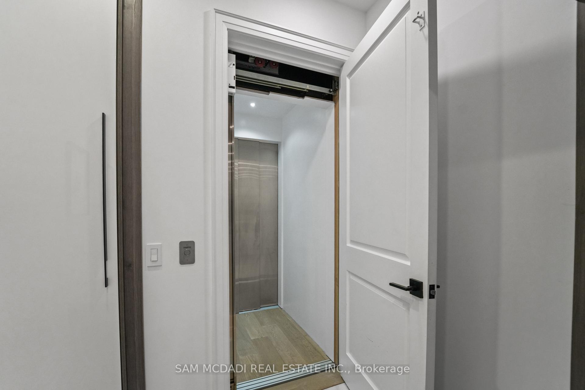 Photo 35 of 2142 Obeck Crescent, Mississauga, Sheridan — HOMEH