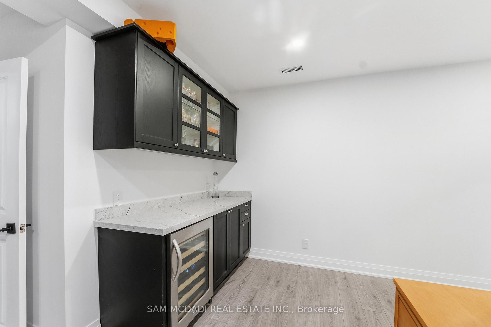 Photo 39 of 2142 Obeck Crescent, Mississauga, Sheridan — HOMEH