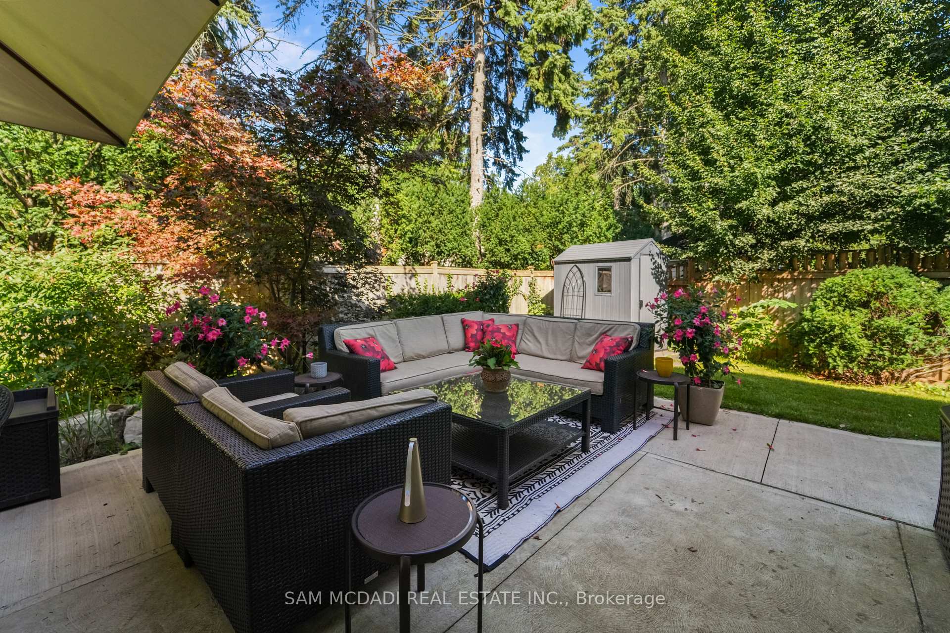 Photo 46 of 2142 Obeck Crescent, Mississauga, Sheridan — HOMEH