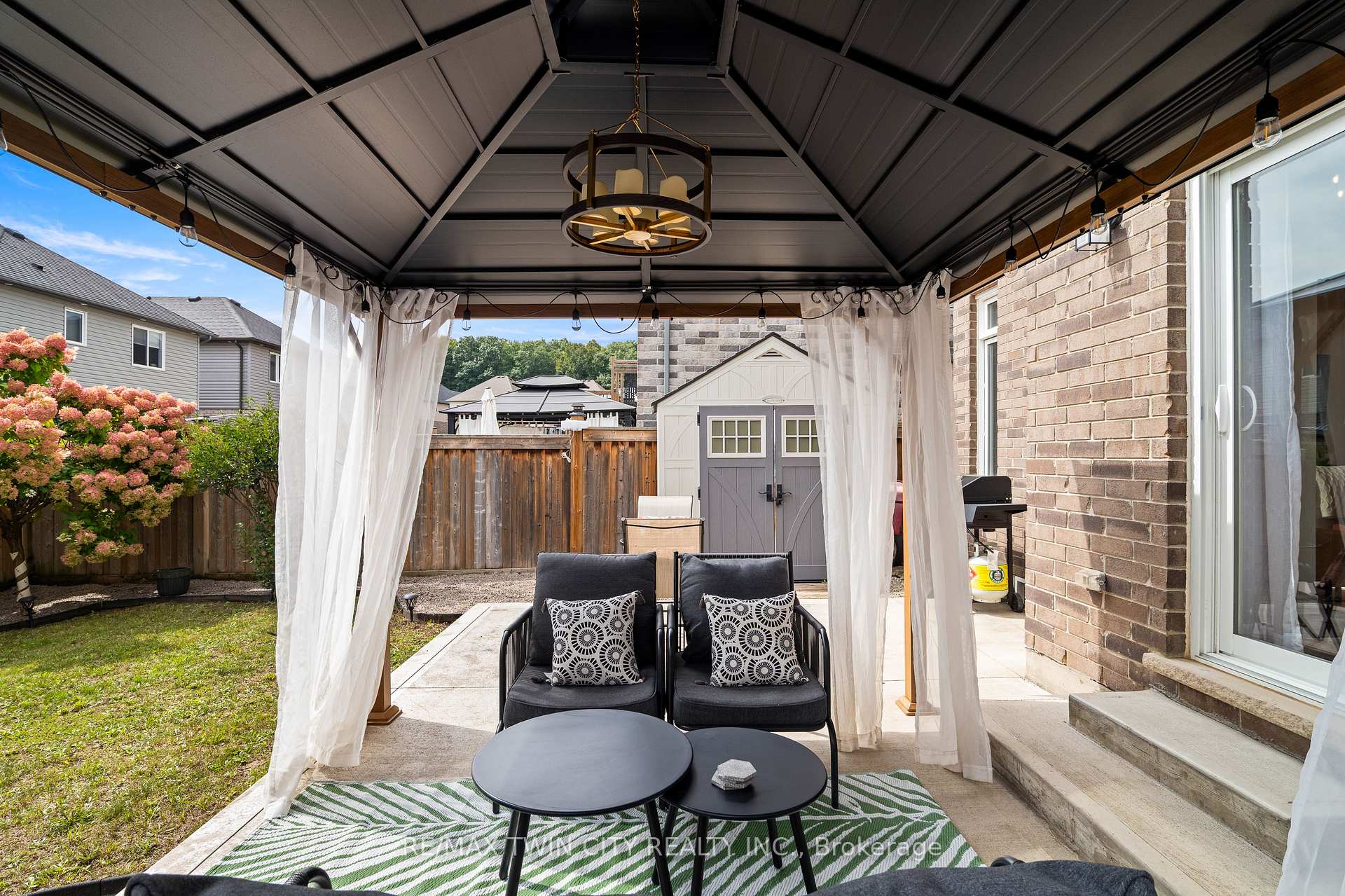 Photo 37 of 243 Moorlands Crescent, Kitchener, Doon South — HOMEH