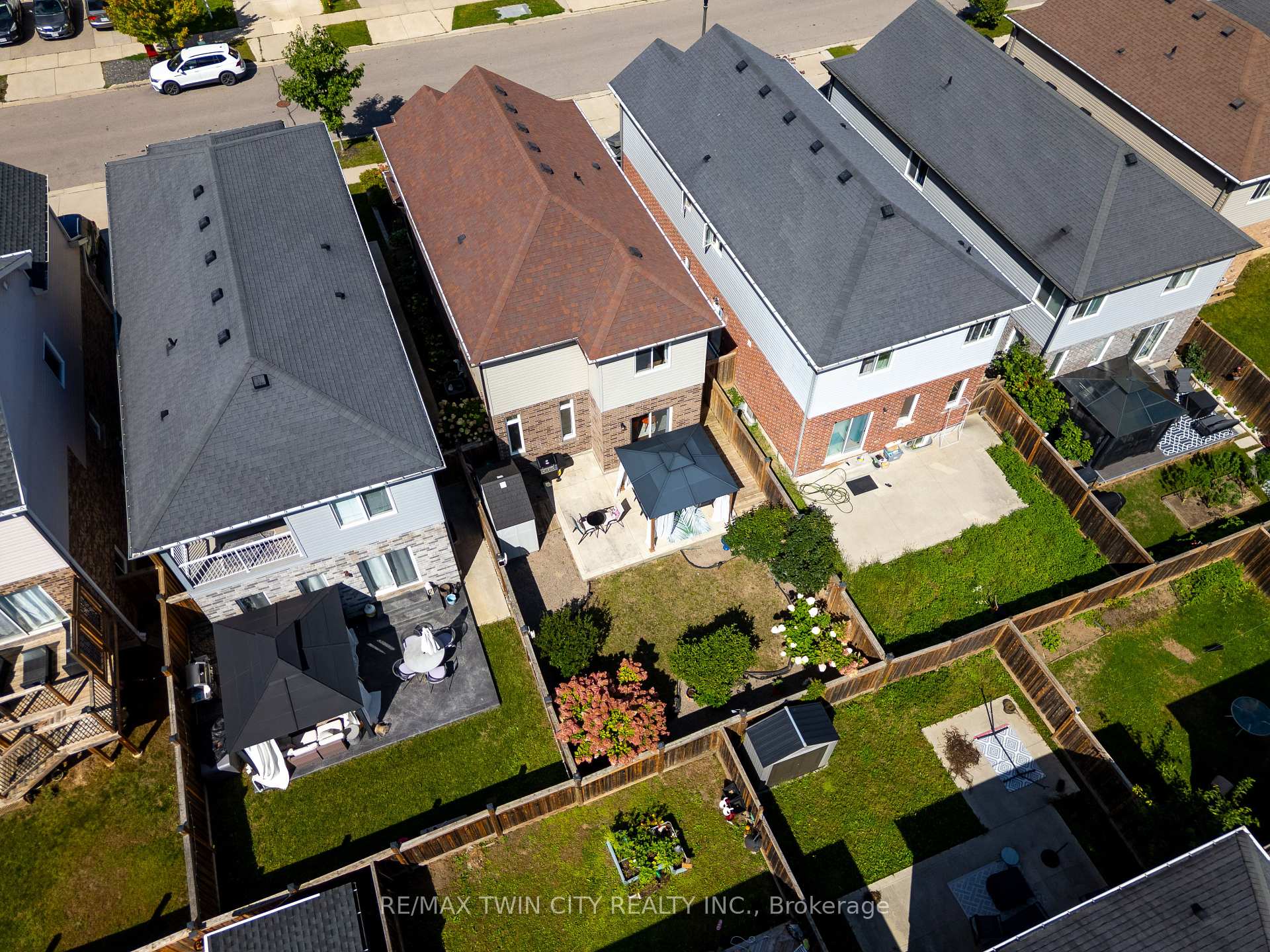 Photo 49 of 243 Moorlands Crescent, Kitchener, Doon South — HOMEH