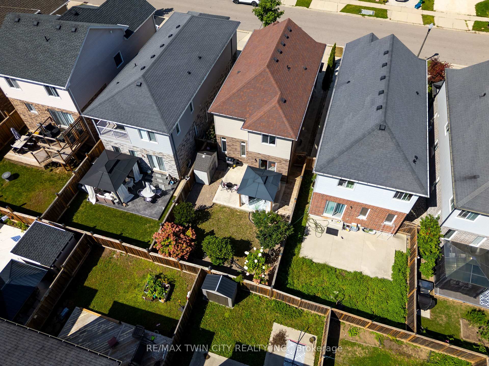 Photo 50 of 243 Moorlands Crescent, Kitchener, Doon South — HOMEH