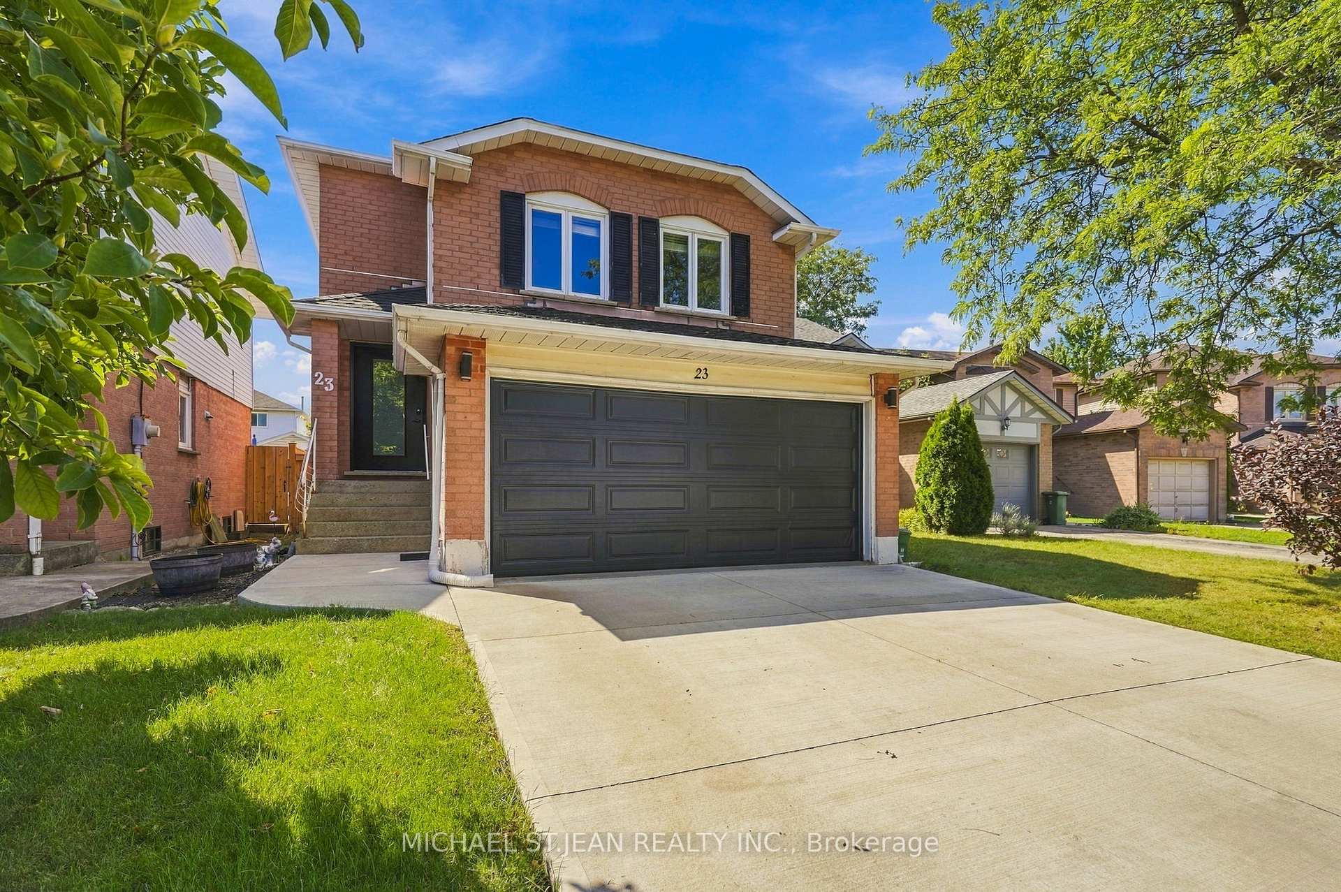 Photo 3 of 23 Desantis Court, Hamilton, Rushdale — HOMEH