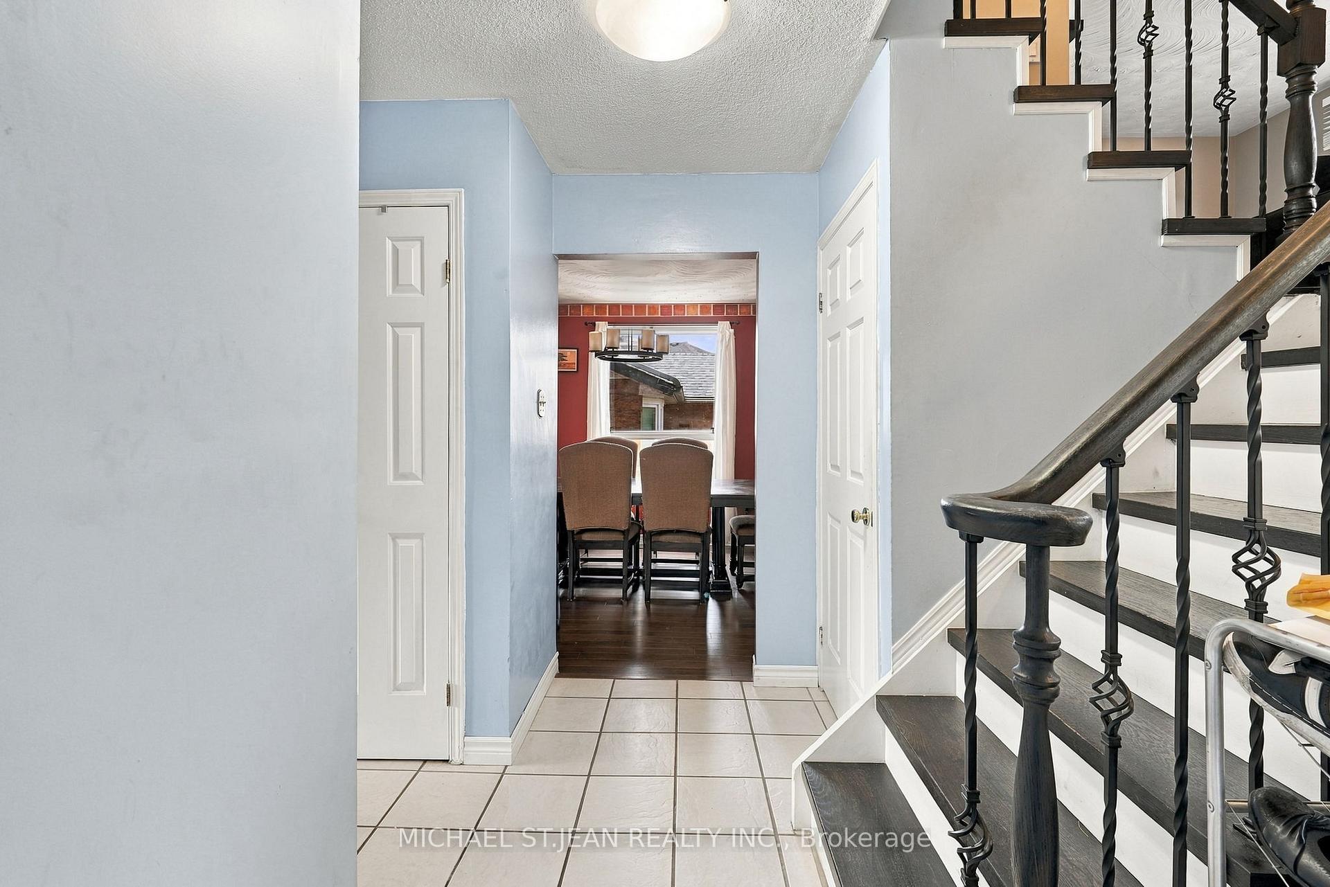 Photo 7 of 23 Desantis Court, Hamilton, Rushdale — HOMEH