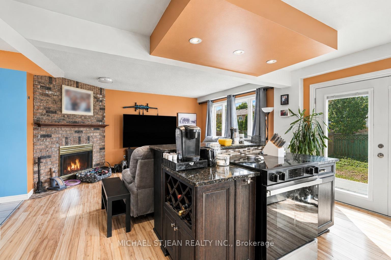 Photo 13 of 23 Desantis Court, Hamilton, Rushdale — HOMEH
