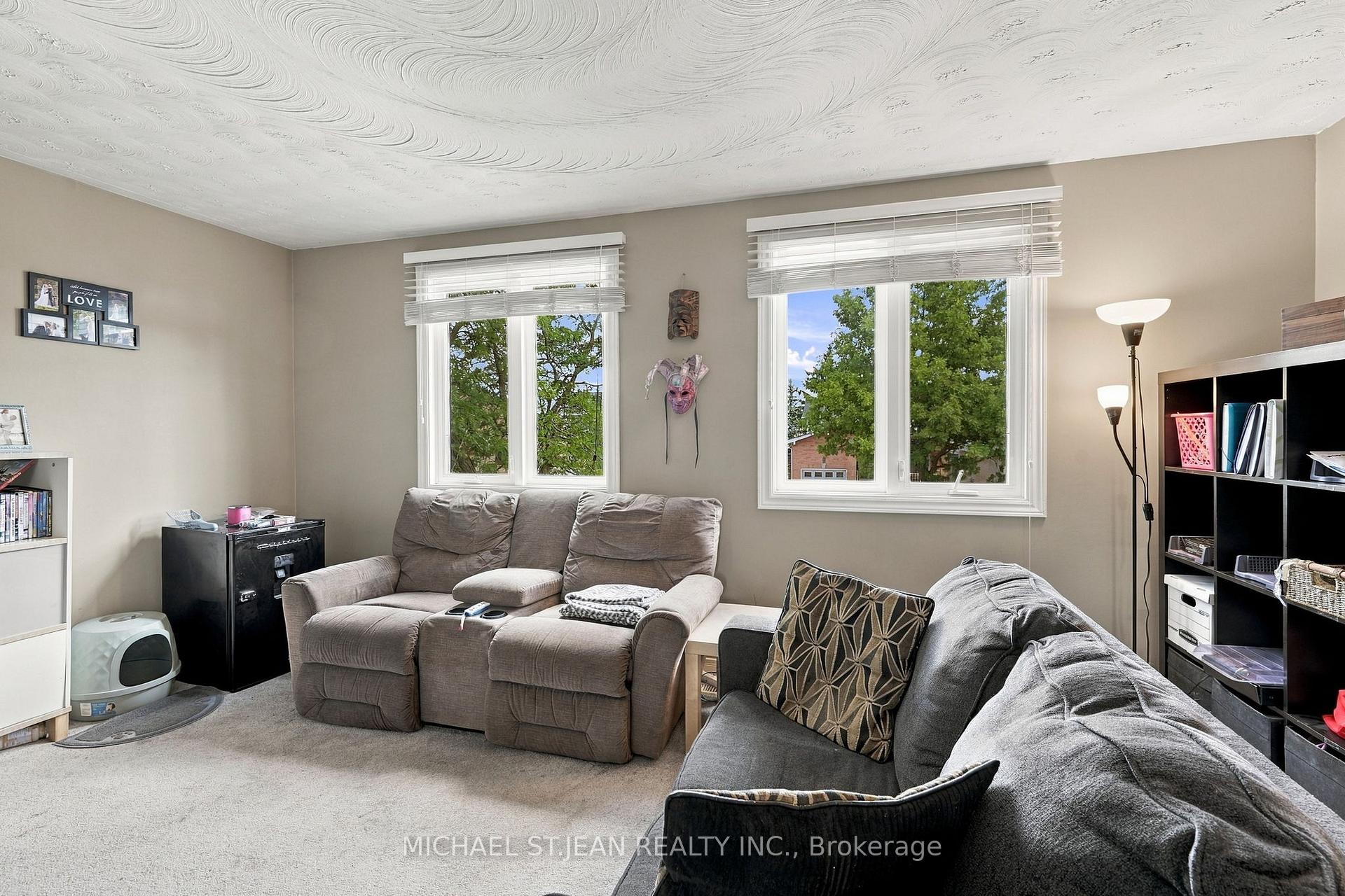 Photo 19 of 23 Desantis Court, Hamilton, Rushdale — HOMEH