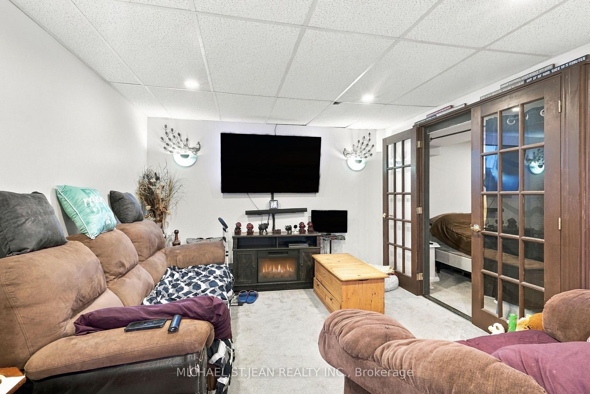 Photo 31 of 23 Desantis Court, Hamilton, Rushdale — HOMEH