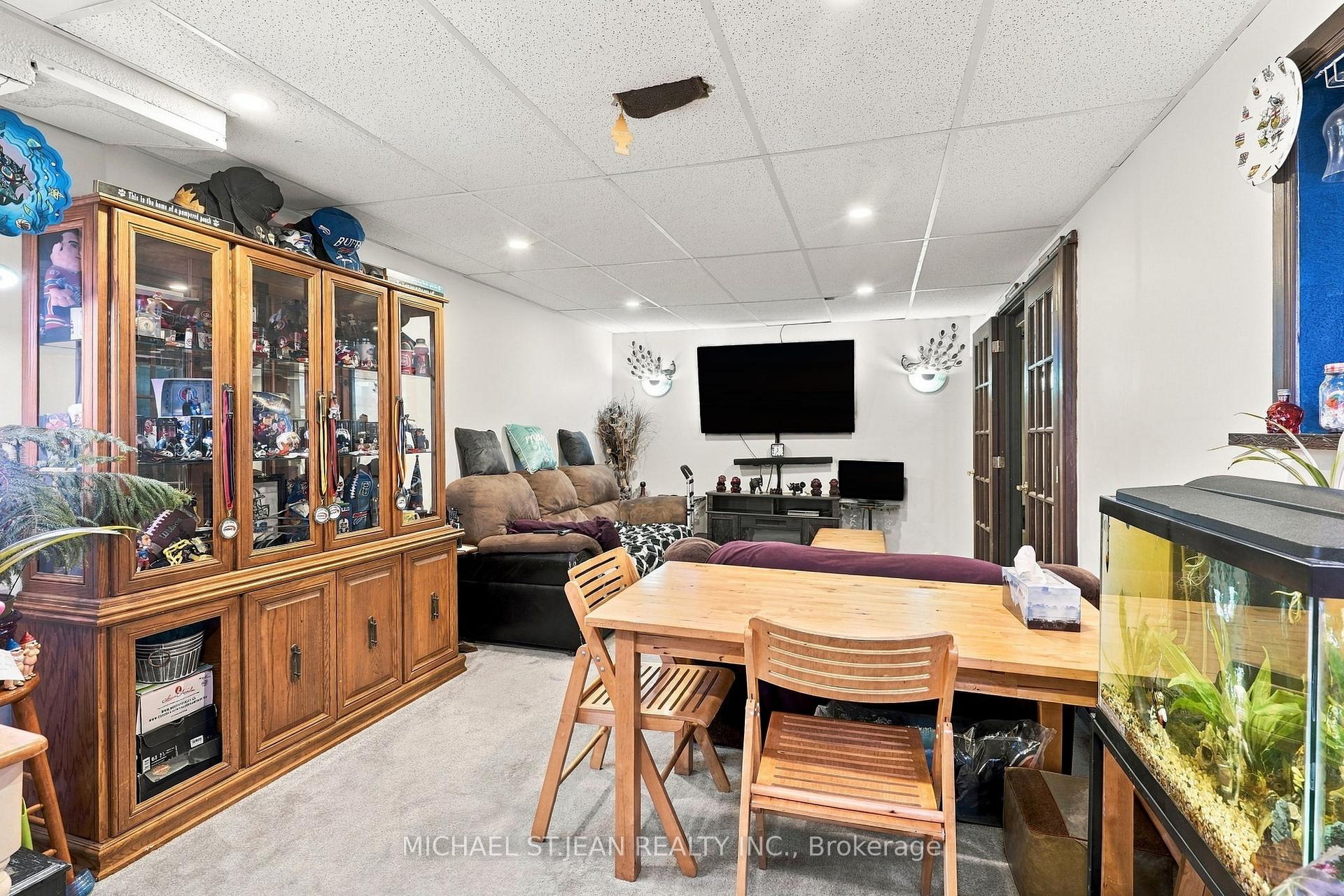 Photo 34 of 23 Desantis Court, Hamilton, Rushdale — HOMEH