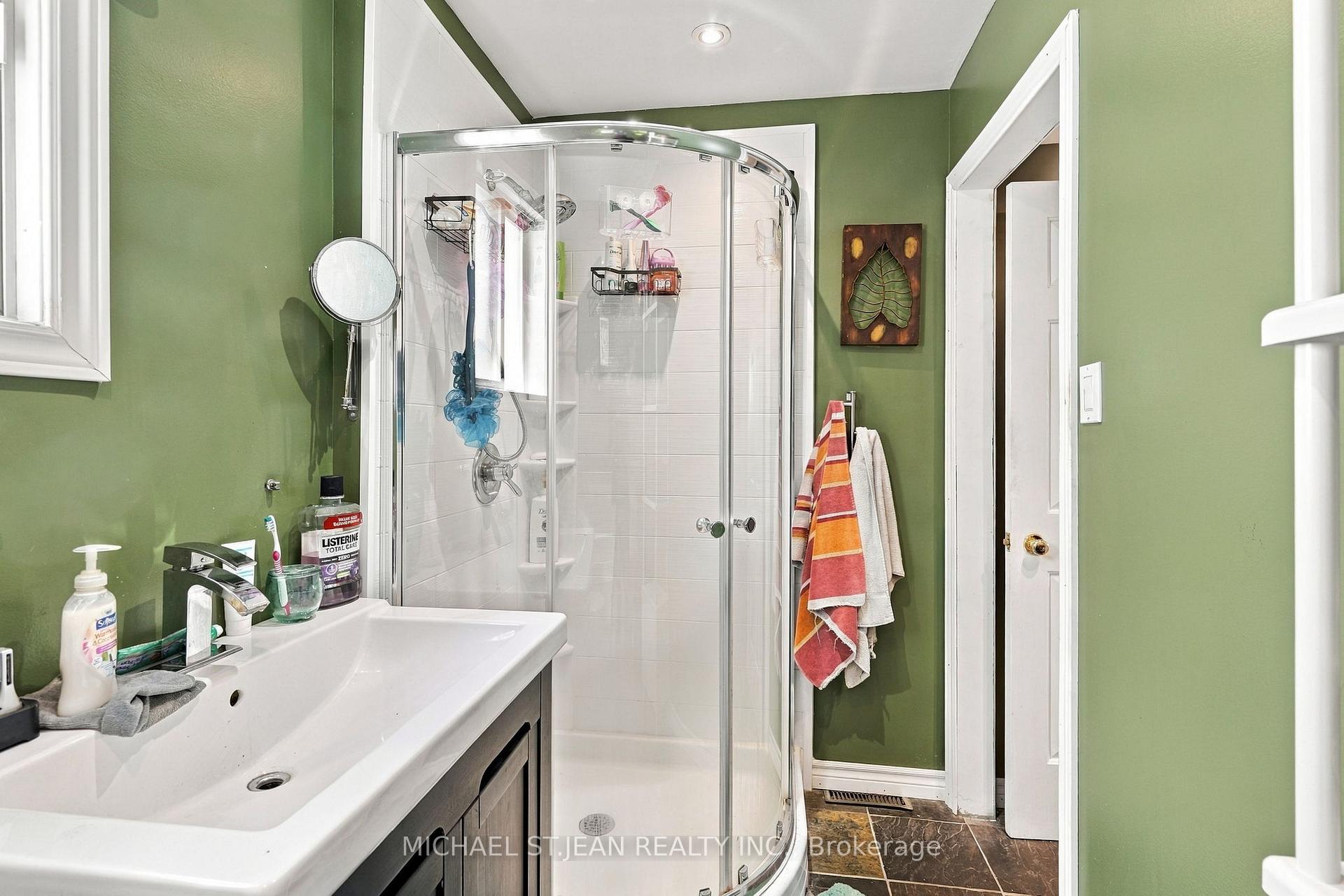Photo 42 of 23 Desantis Court, Hamilton, Rushdale — HOMEH