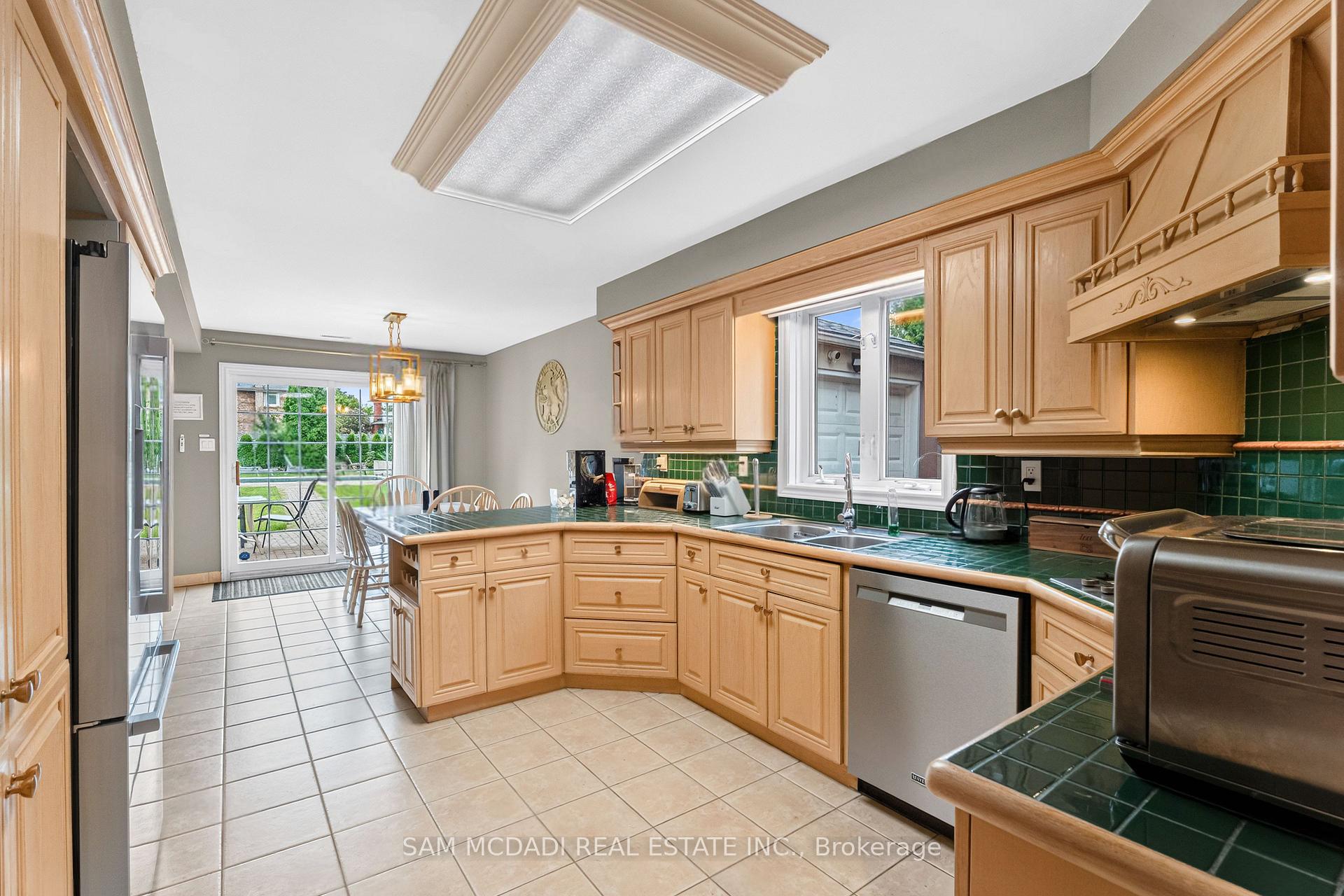 Photo 10 of 4072 Wilcox Road, Mississauga, Rathwood — HOMEH