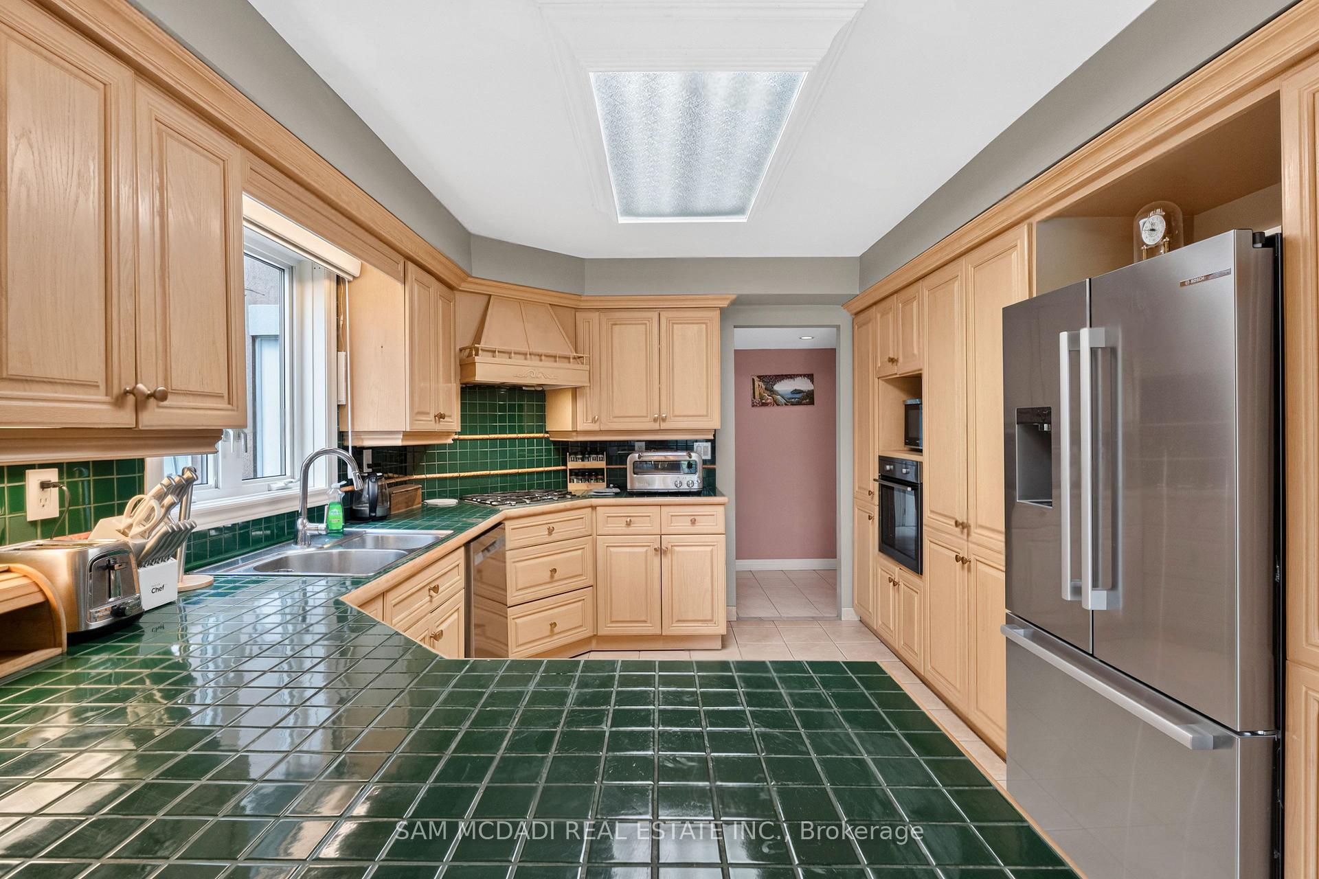 Photo 11 of 4072 Wilcox Road, Mississauga, Rathwood — HOMEH