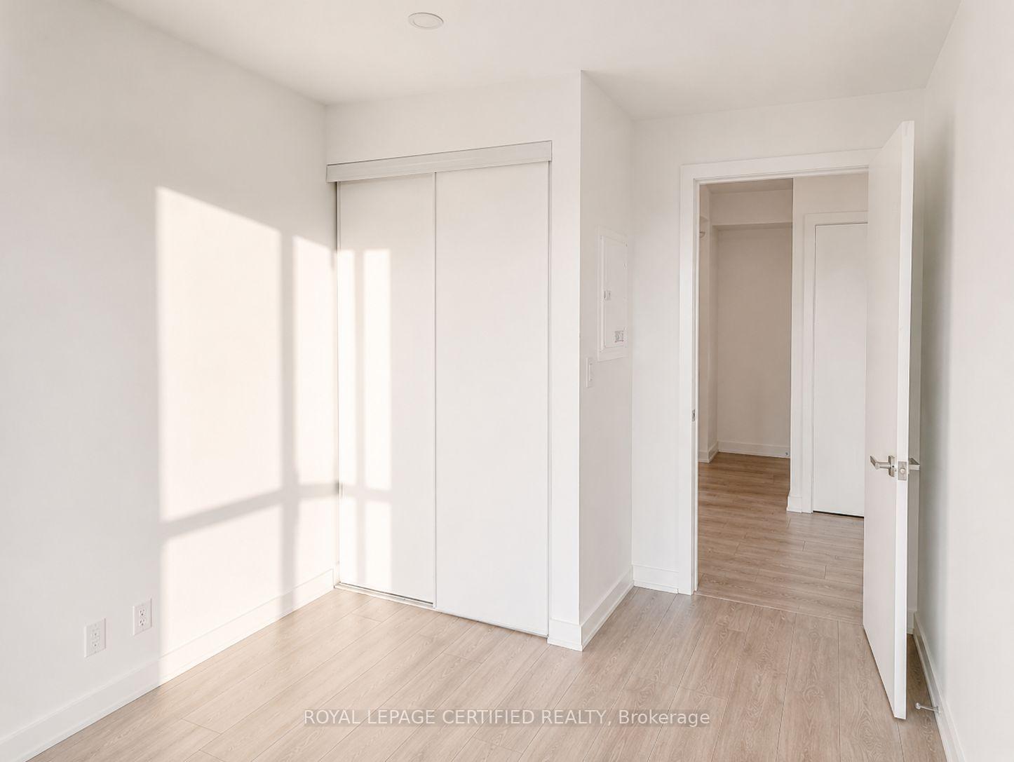 Photo 5 of Unit B703, 3200 Dakota Common, Burlington, Appleby — HOMEH