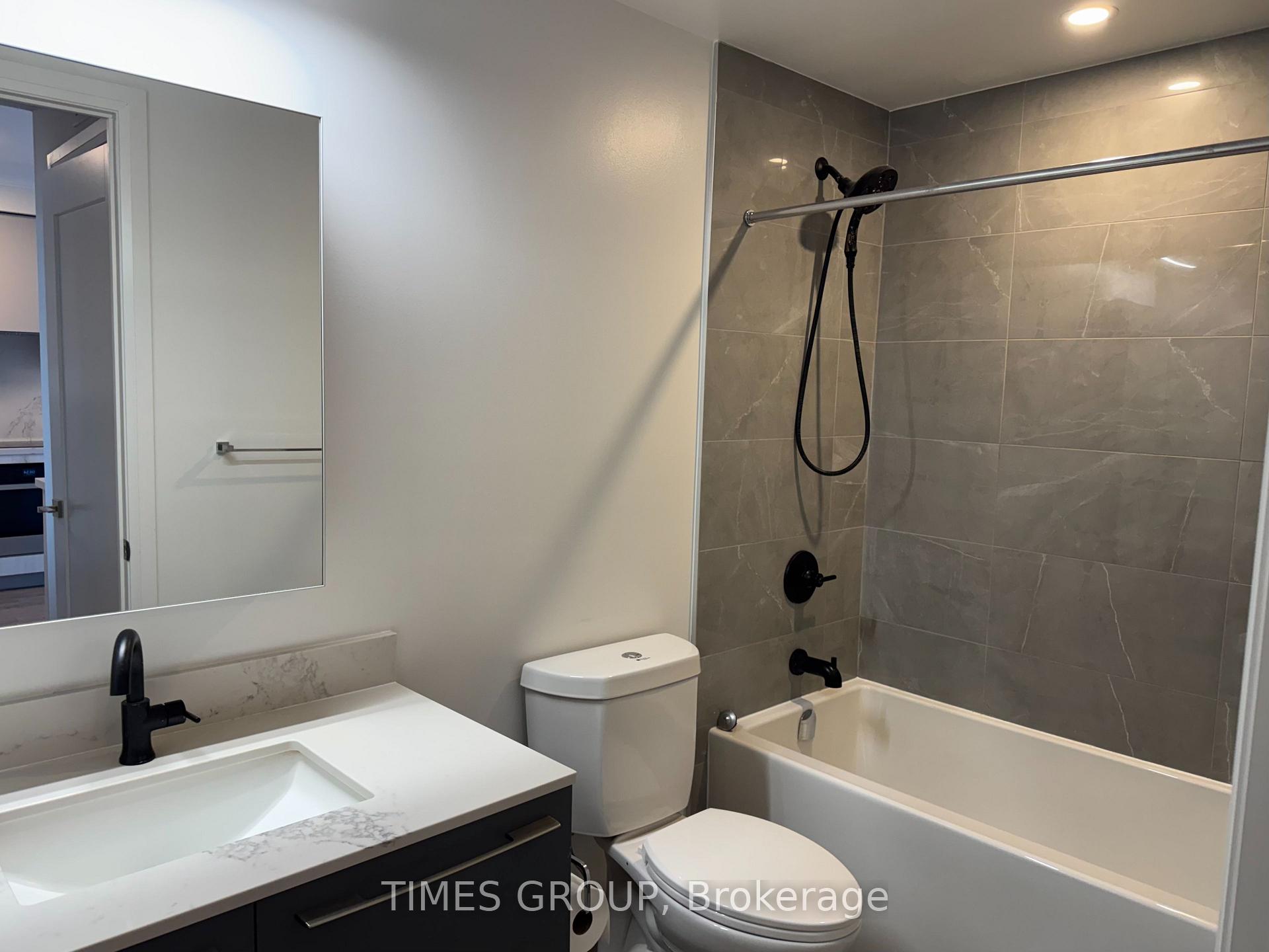 Photo 6 of Unit 2802, 8 Water Walk Drive, Markham, Unionville — HOMEH