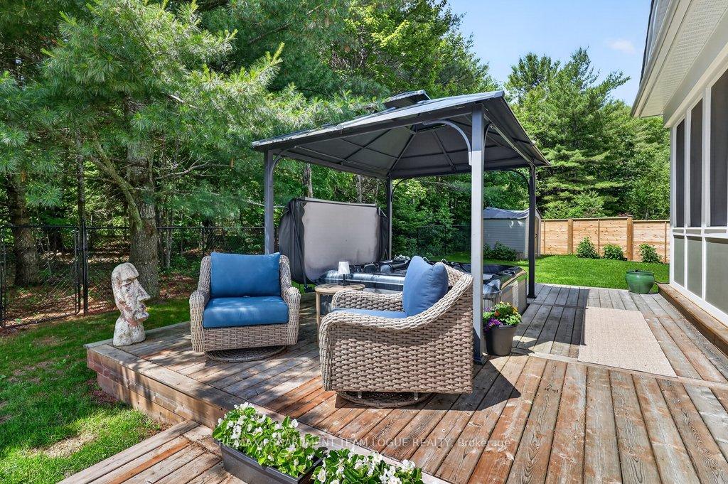 Photo 41 of 75 Chambery Street, Bracebridge, Macaulay — HOMEH