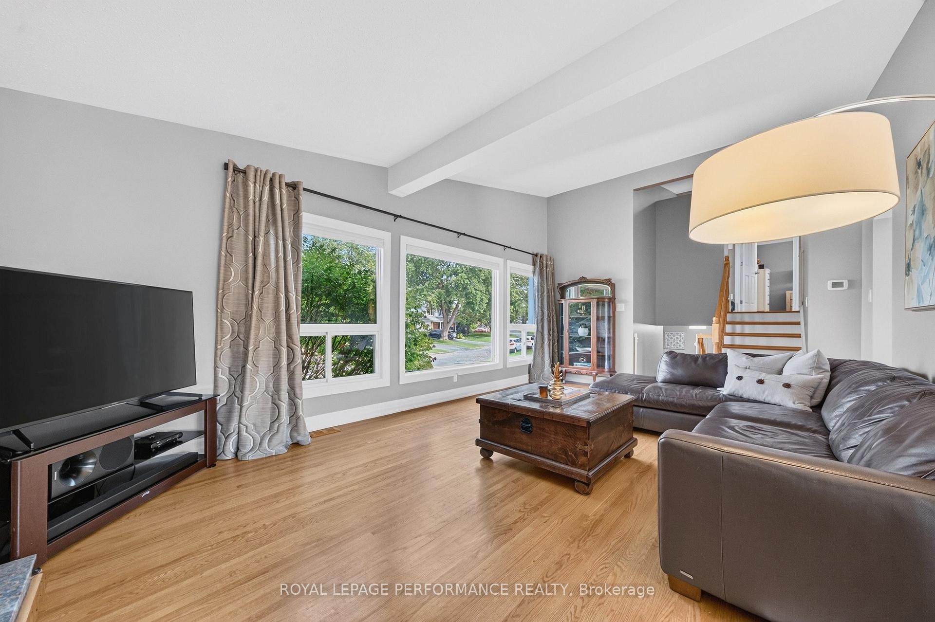 Photo 7 of 12 Dexter Drive, Ottawa, Sheahan Estates/Trend Village — HOMEH