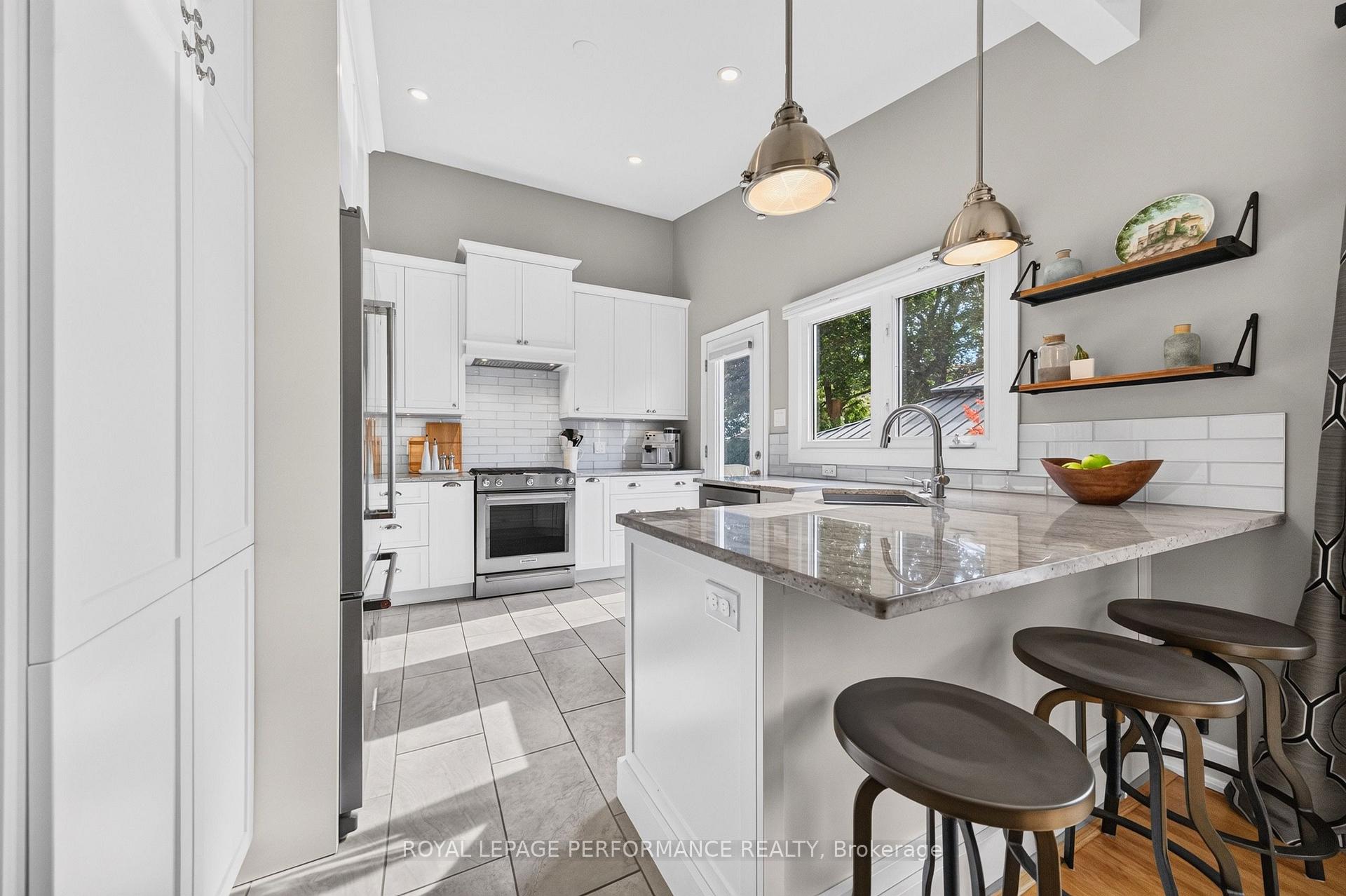 Photo 15 of 12 Dexter Drive, Ottawa, Sheahan Estates/Trend Village — HOMEH
