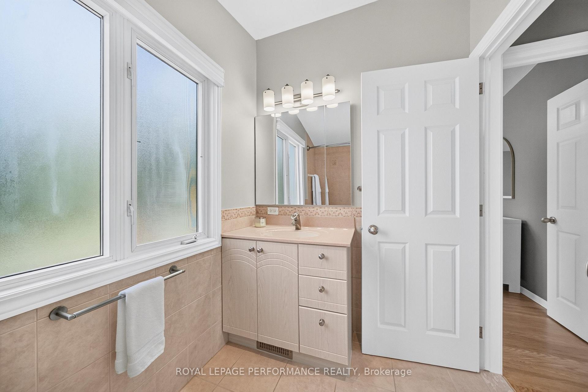 Photo 32 of 12 Dexter Drive, Ottawa, Sheahan Estates/Trend Village — HOMEH