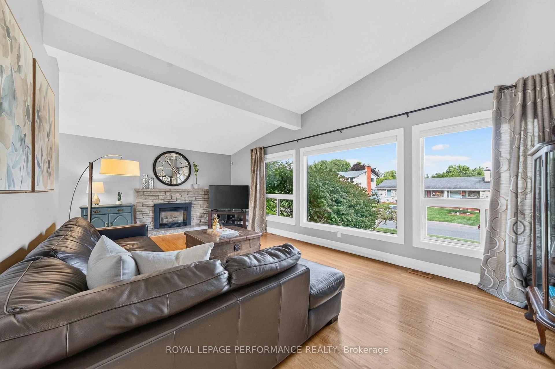 Photo 6 of 12 Dexter Drive, Ottawa, Sheahan Estates/Trend Village — HOMEH