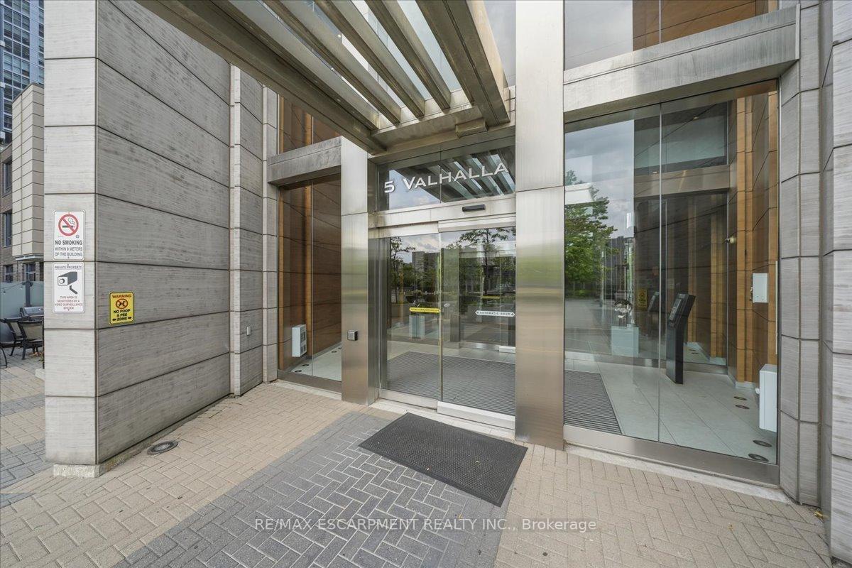 Photo 2 of Unit 2204, 5 Valhalla Inn Road, Etobicoke, Islington-City Centre West — HOMEH