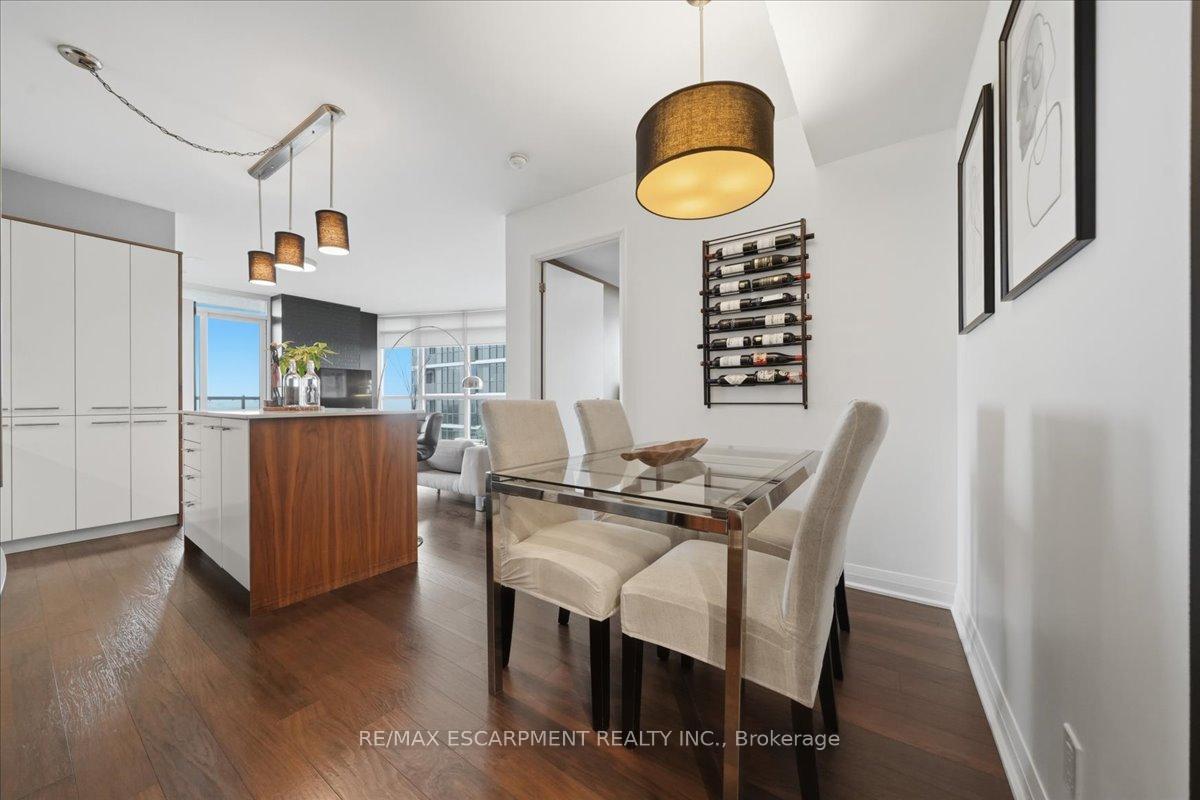 Photo 12 of Unit 2204, 5 Valhalla Inn Road, Etobicoke, Islington-City Centre West — HOMEH