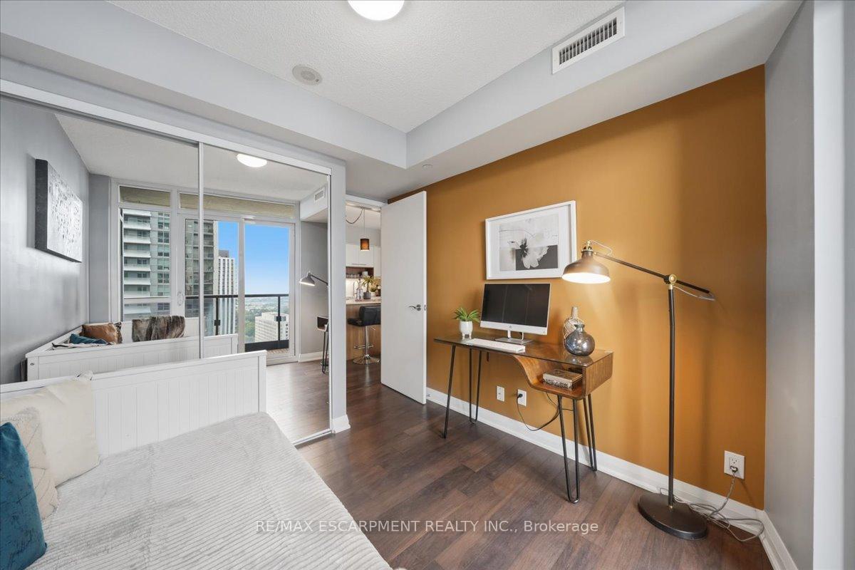 Photo 22 of Unit 2204, 5 Valhalla Inn Road, Etobicoke, Islington-City Centre West — HOMEH