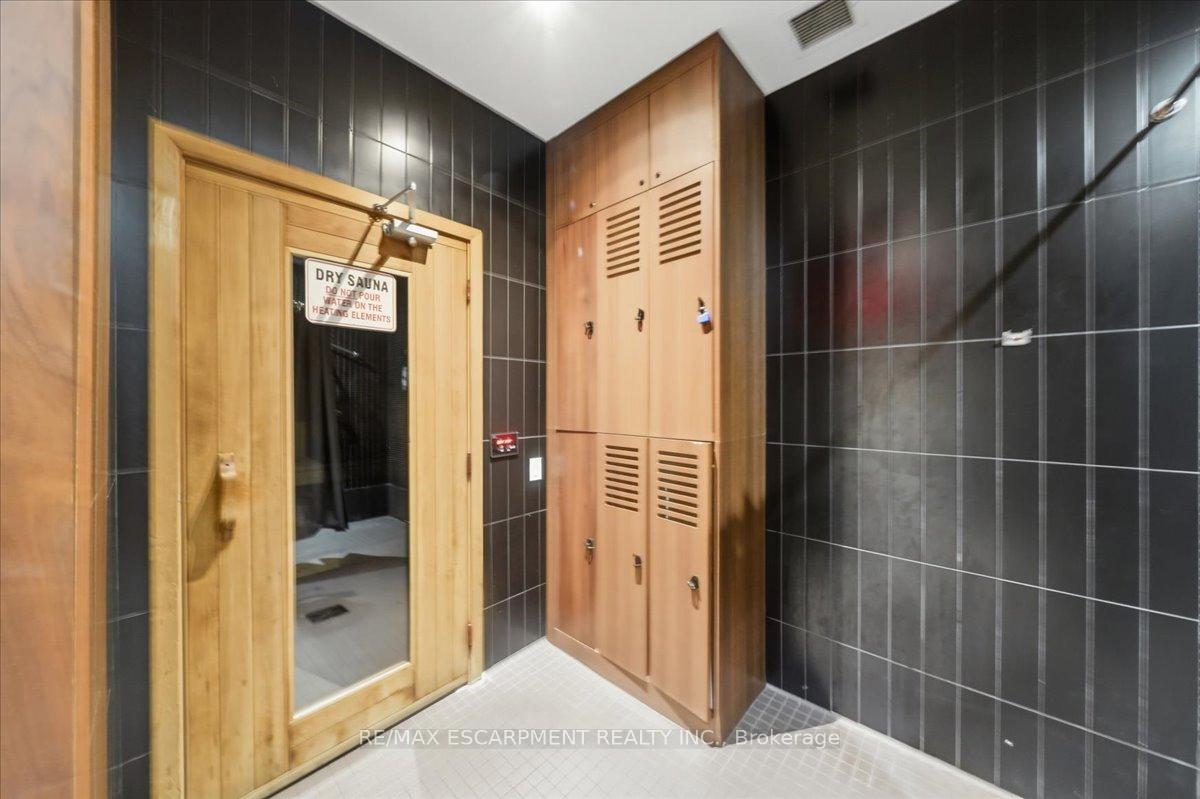 Photo 40 of Unit 2204, 5 Valhalla Inn Road, Etobicoke, Islington-City Centre West — HOMEH