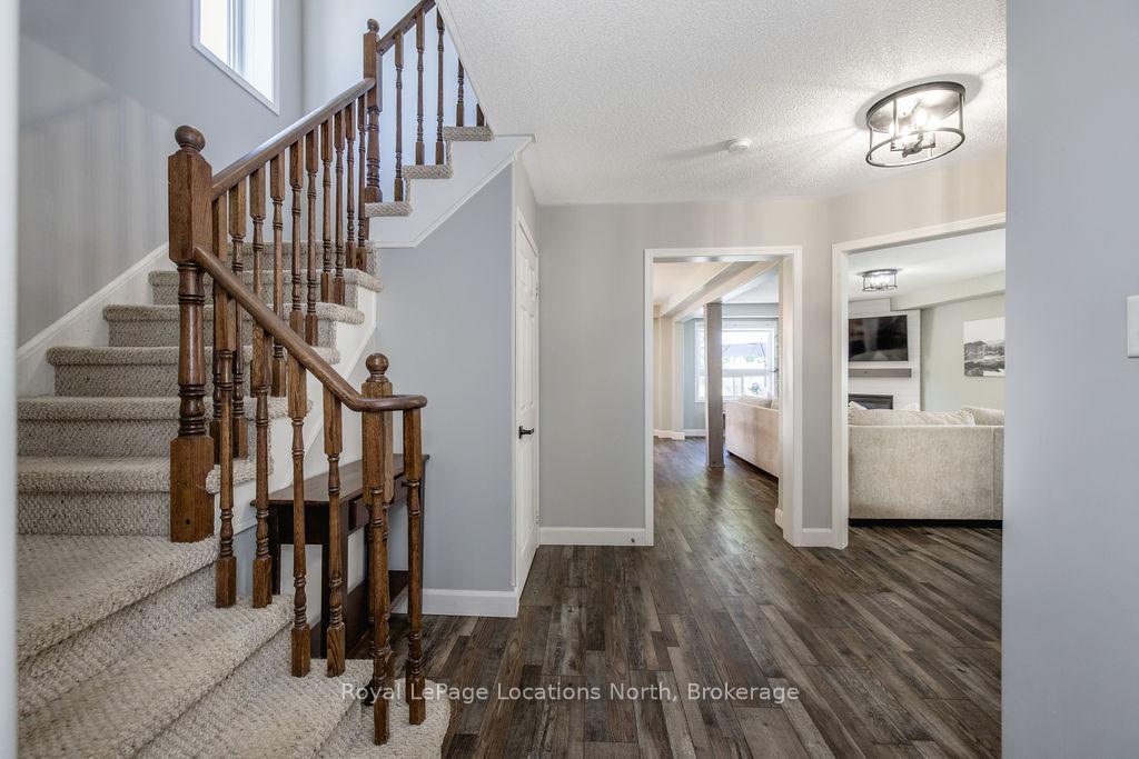 Photo 5 of 67 Wesley Avenue, Wasaga Beach — HOMEH