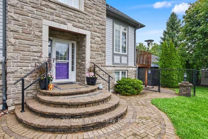 Photo 5 of 90 Meadowlark Boulevard, Wasaga Beach — HOMEH