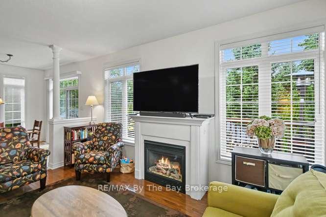 Photo 10 of 90 Meadowlark Boulevard, Wasaga Beach — HOMEH