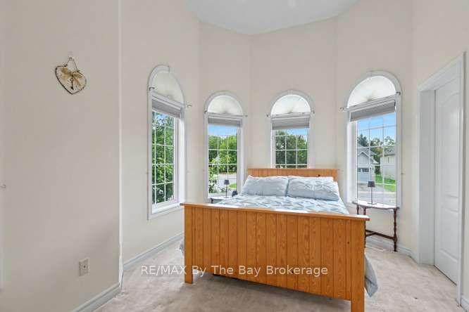 Photo 18 of 90 Meadowlark Boulevard, Wasaga Beach — HOMEH