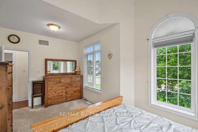 Photo 19 of 90 Meadowlark Boulevard, Wasaga Beach — HOMEH
