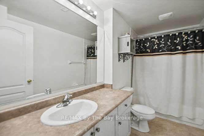 Photo 26 of 90 Meadowlark Boulevard, Wasaga Beach — HOMEH